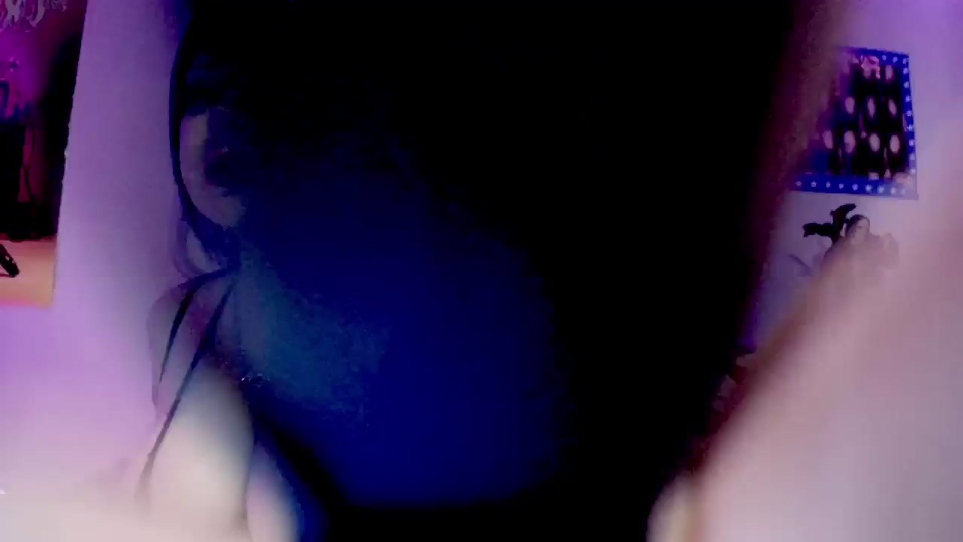 Gallery image thumbnail from DeVille's myfreecams stream on, 06/21/2024, 23:15 image 17 of 20