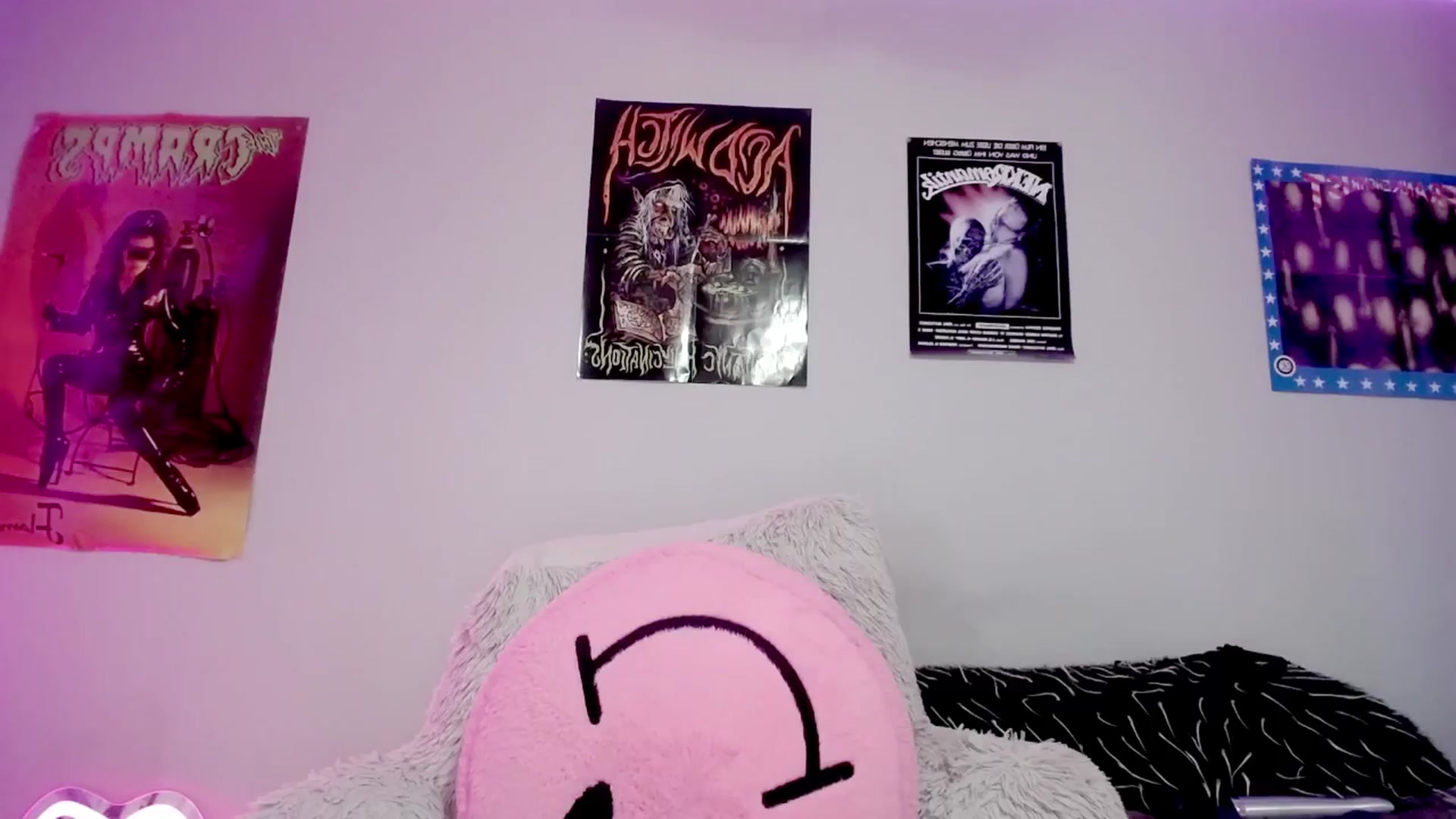 Gallery image thumbnail from DeVille's myfreecams stream on, 09/23/2025, 23:44 image 5 of 20