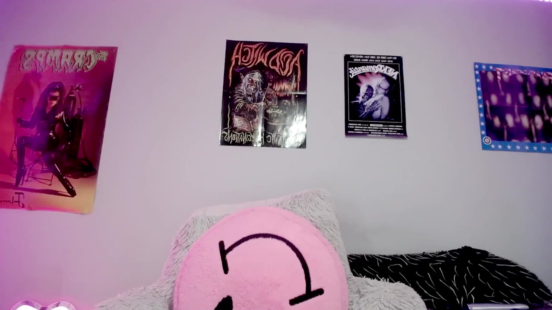 Gallery image thumbnail from DeVille's myfreecams stream on, 09/23/2025, 23:44 image 6 of 20