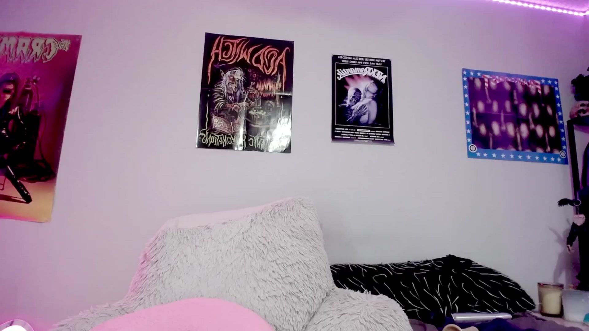 Gallery image thumbnail from DeVille's myfreecams stream on, 09/23/2025, 23:44 image 1 of 20