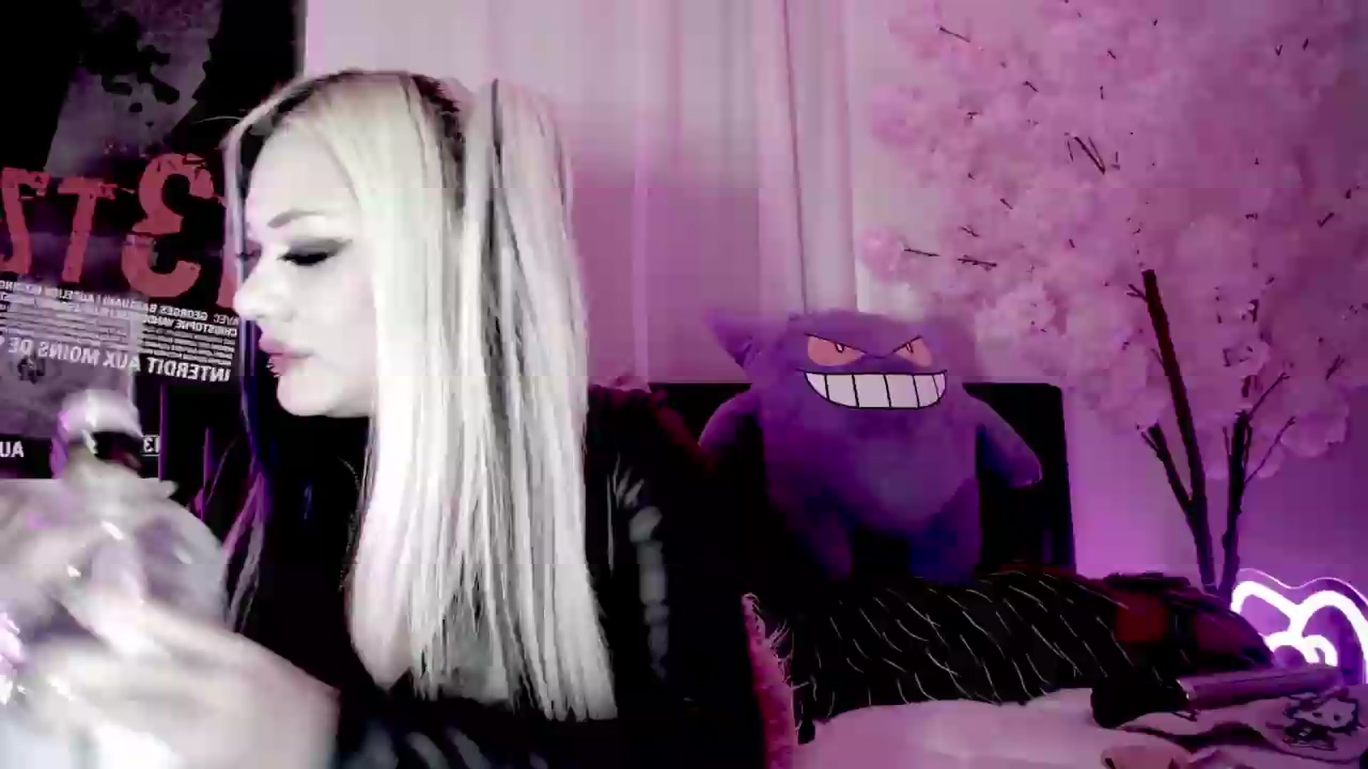 Gallery image thumbnail from DeVille's myfreecams stream on, 08/17/2026, 23:29 image 2 of 20