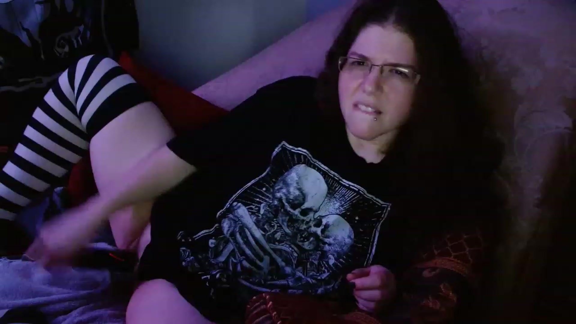 Gallery image thumbnail from DeaDonna's myfreecams stream on, 03/02/2023, 16:57 image 15 of 20
