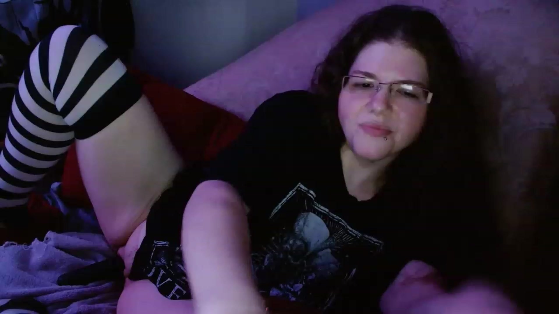Gallery image thumbnail from DeaDonna's myfreecams stream on, 03/02/2023, 16:57 image 10 of 20