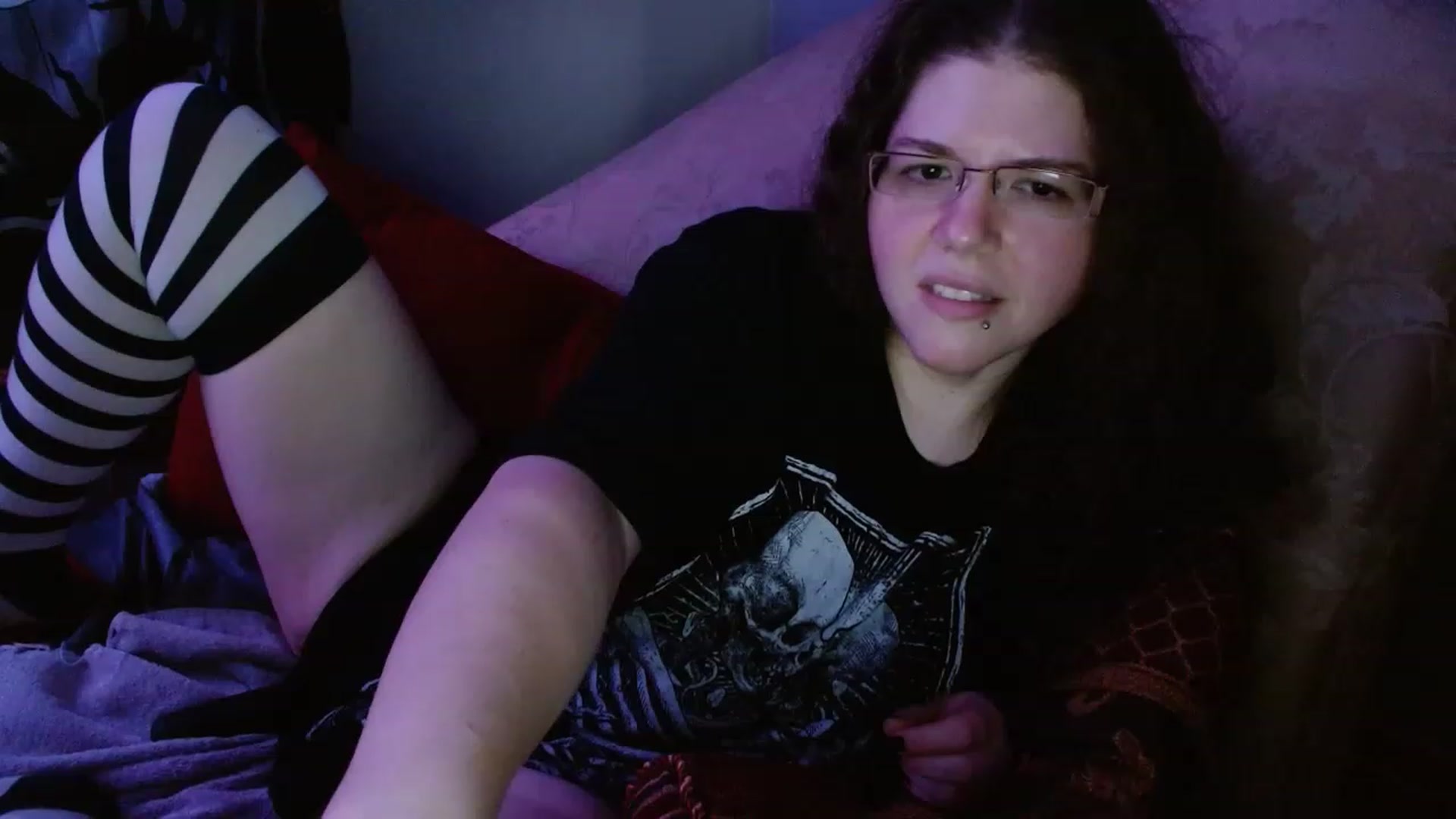 Gallery image thumbnail from DeaDonna's myfreecams stream on, 03/02/2023, 16:57 image 14 of 20