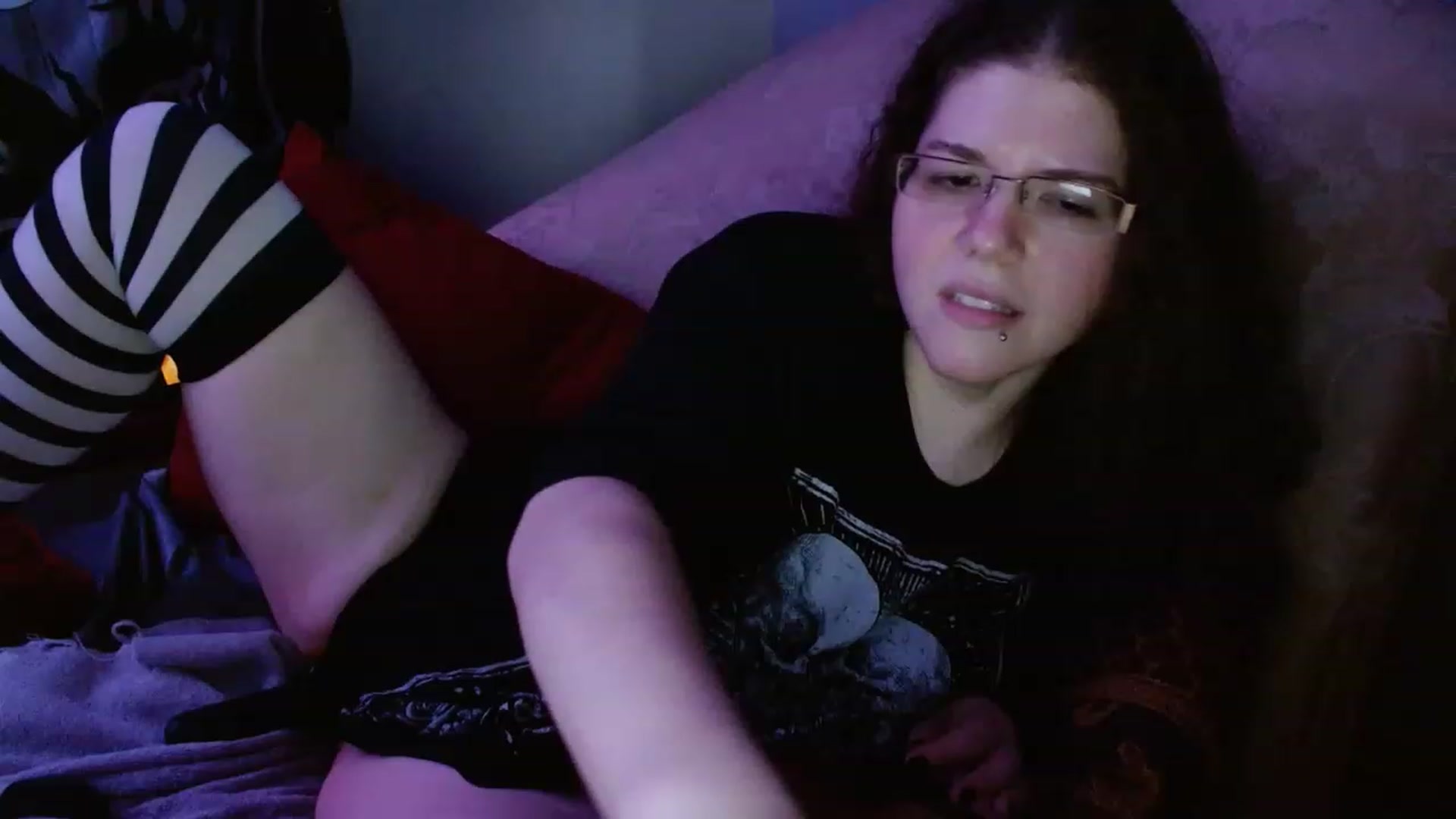 Gallery image thumbnail from DeaDonna's myfreecams stream on, 03/02/2023, 16:57 image 18 of 20