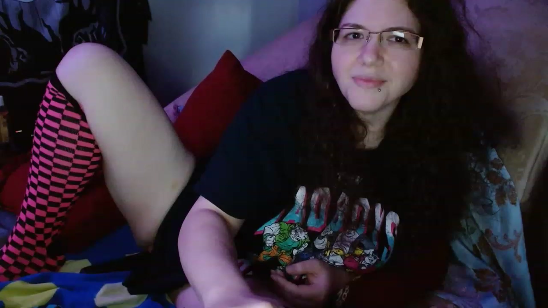Gallery image thumbnail from DeaDonna's myfreecams stream on, 03/07/2023, 16:48 image 4 of 20