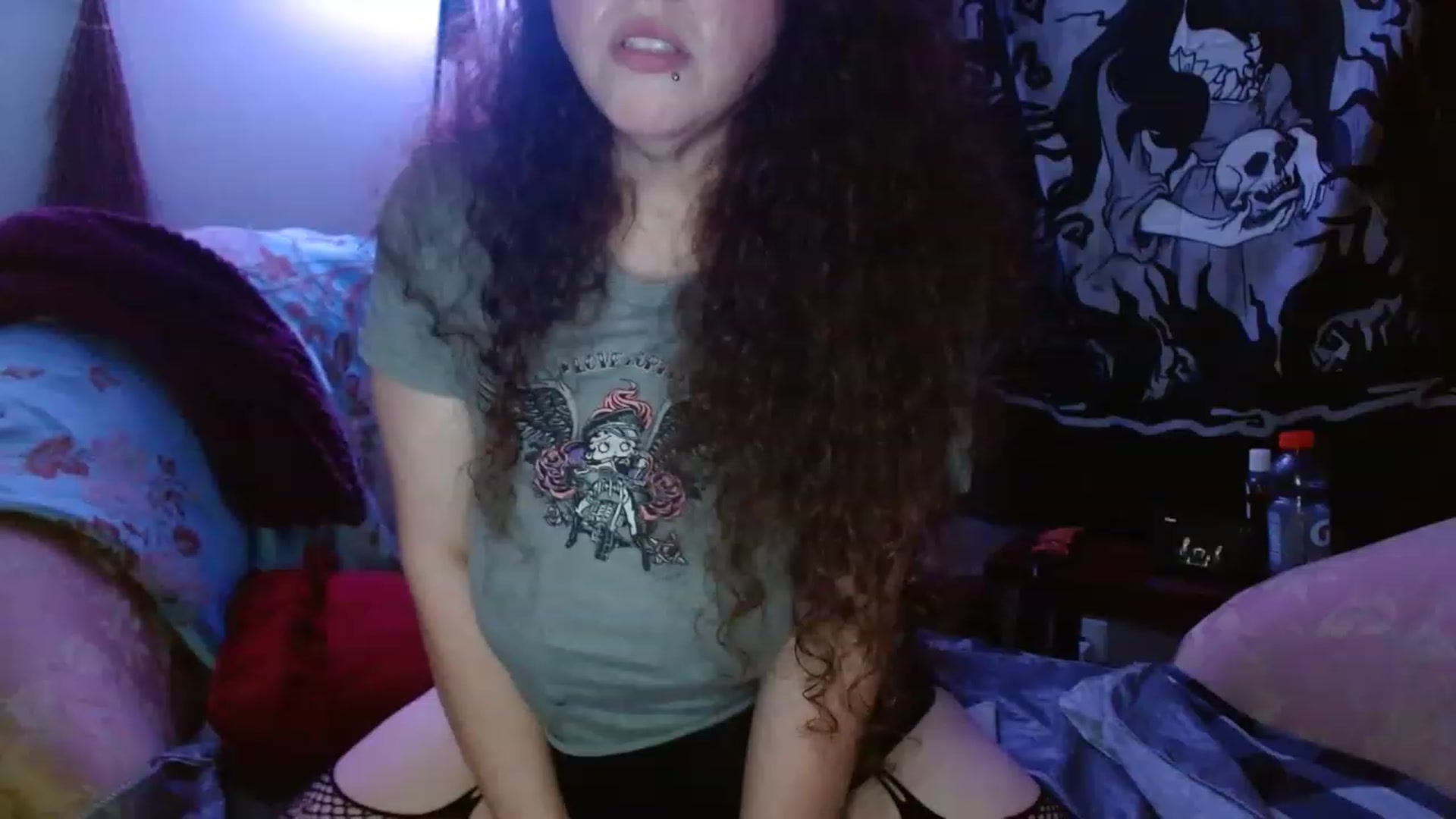 Gallery image thumbnail from DeaDonna's myfreecams stream on, 04/19/2023, 15:53 image 17 of 20