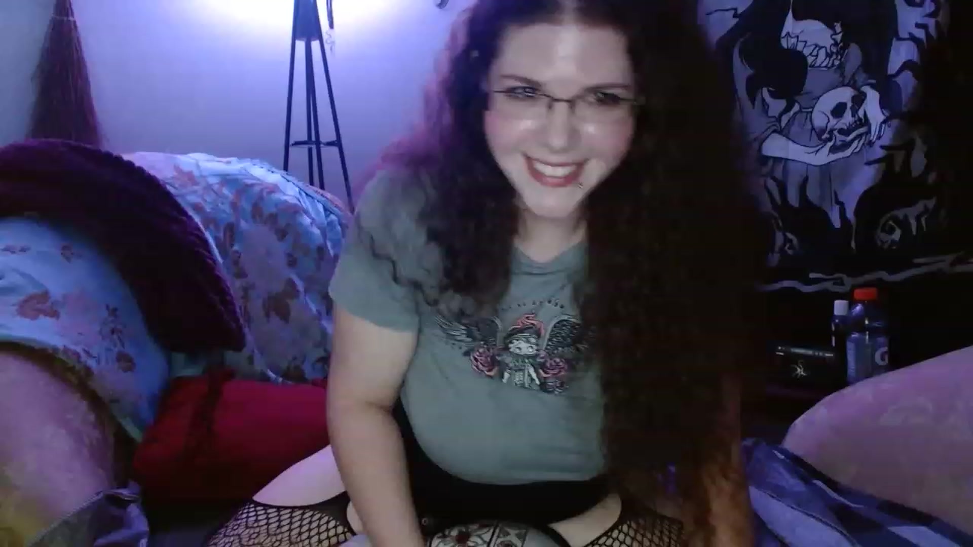 Gallery image thumbnail from DeaDonna's myfreecams stream on, 04/19/2023, 15:53 image 11 of 20