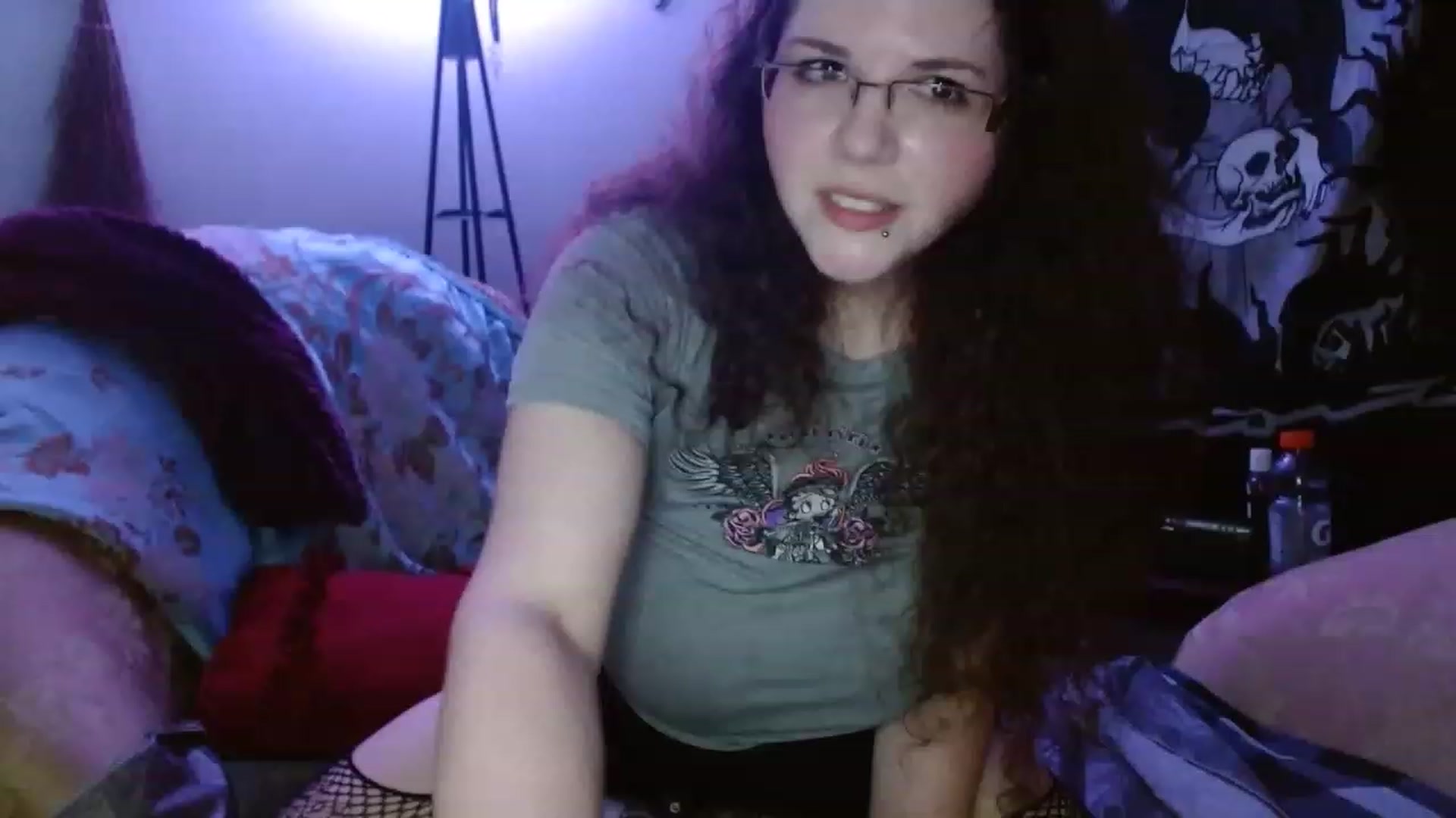 Gallery image thumbnail from DeaDonna's myfreecams stream on, 04/19/2023, 15:53 image 12 of 20