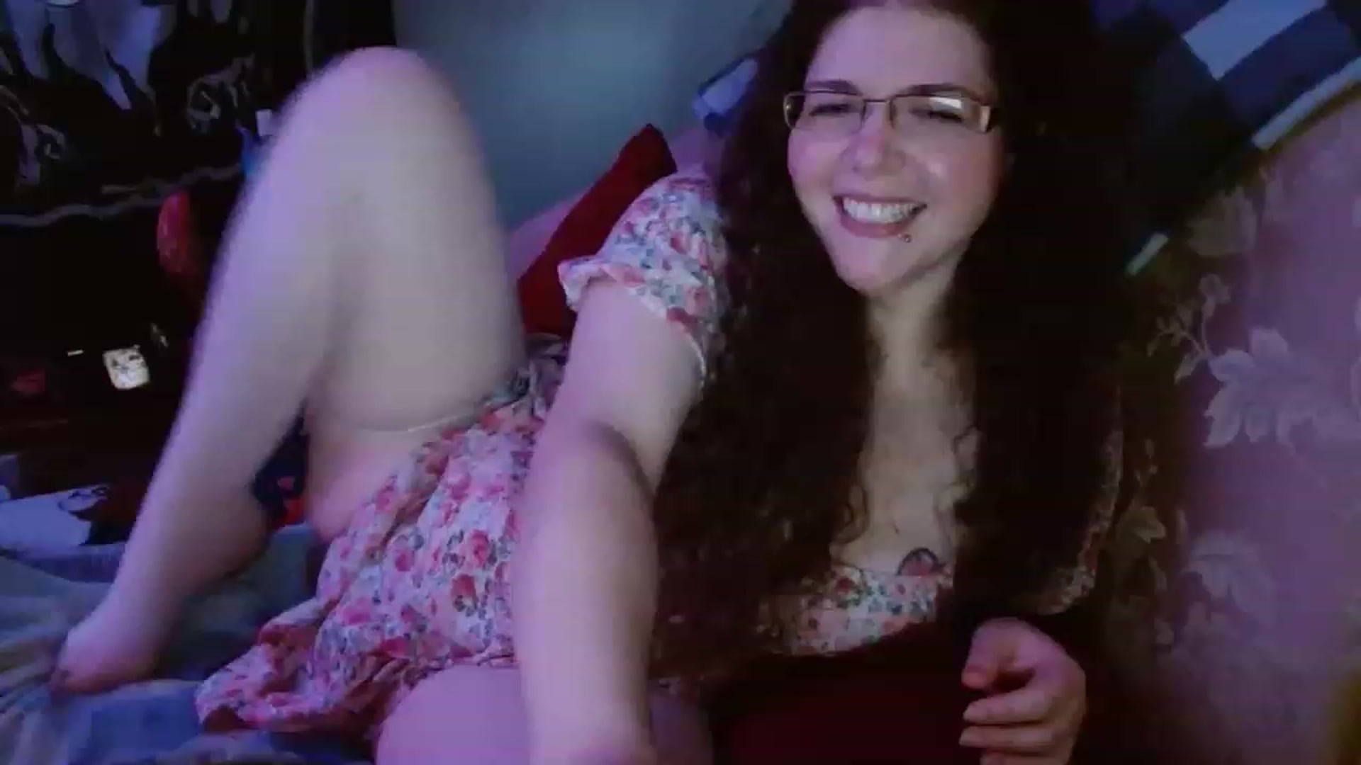 Gallery image thumbnail from DeaDonna's myfreecams stream on, 05/17/2023, 16:44 image 13 of 20