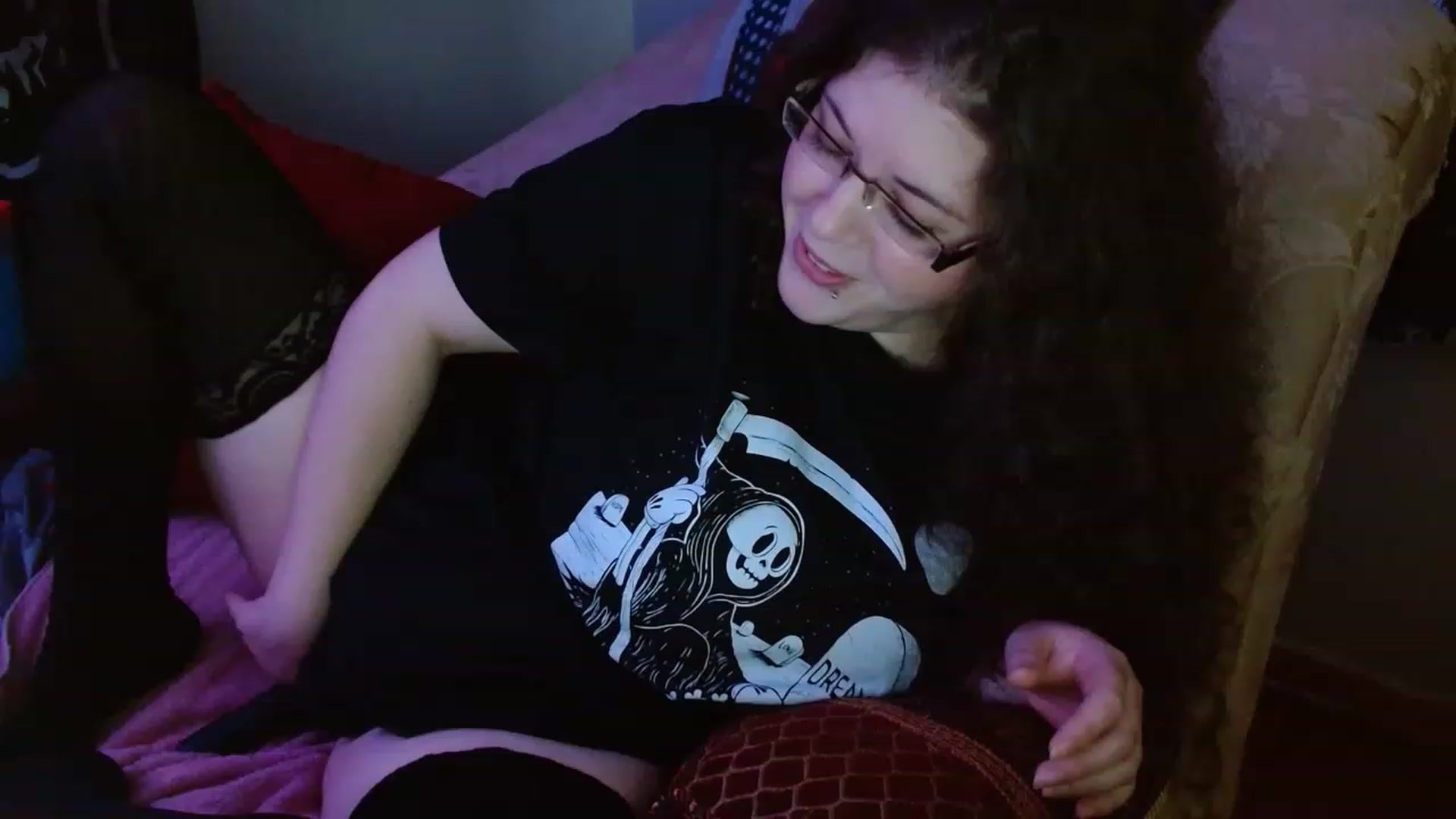 Gallery image thumbnail from DeaDonna's myfreecams stream on, 05/24/2023, 16:25 image 1 of 20