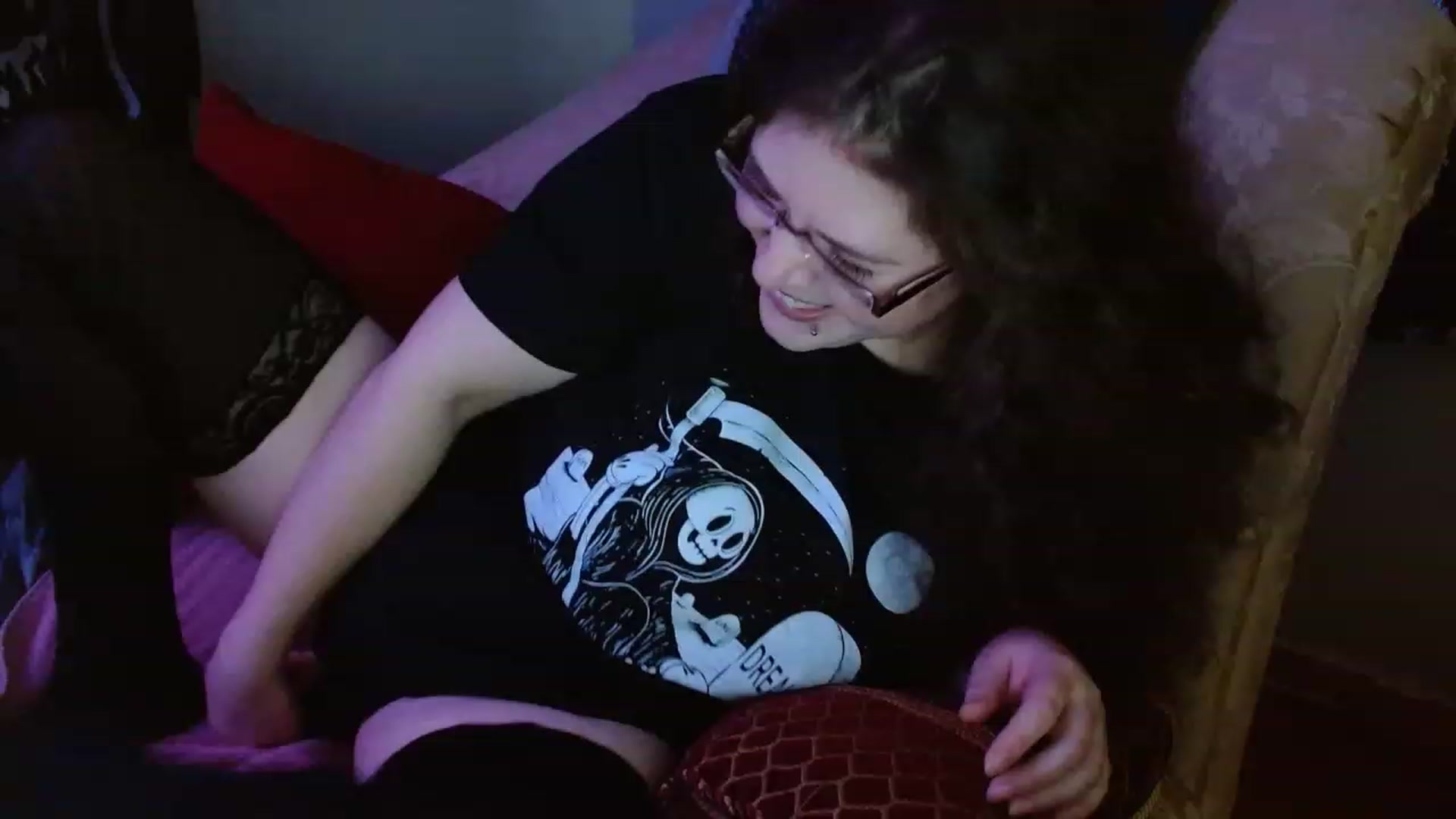 Gallery image thumbnail from DeaDonna's myfreecams stream on, 05/24/2023, 16:25 image 3 of 20