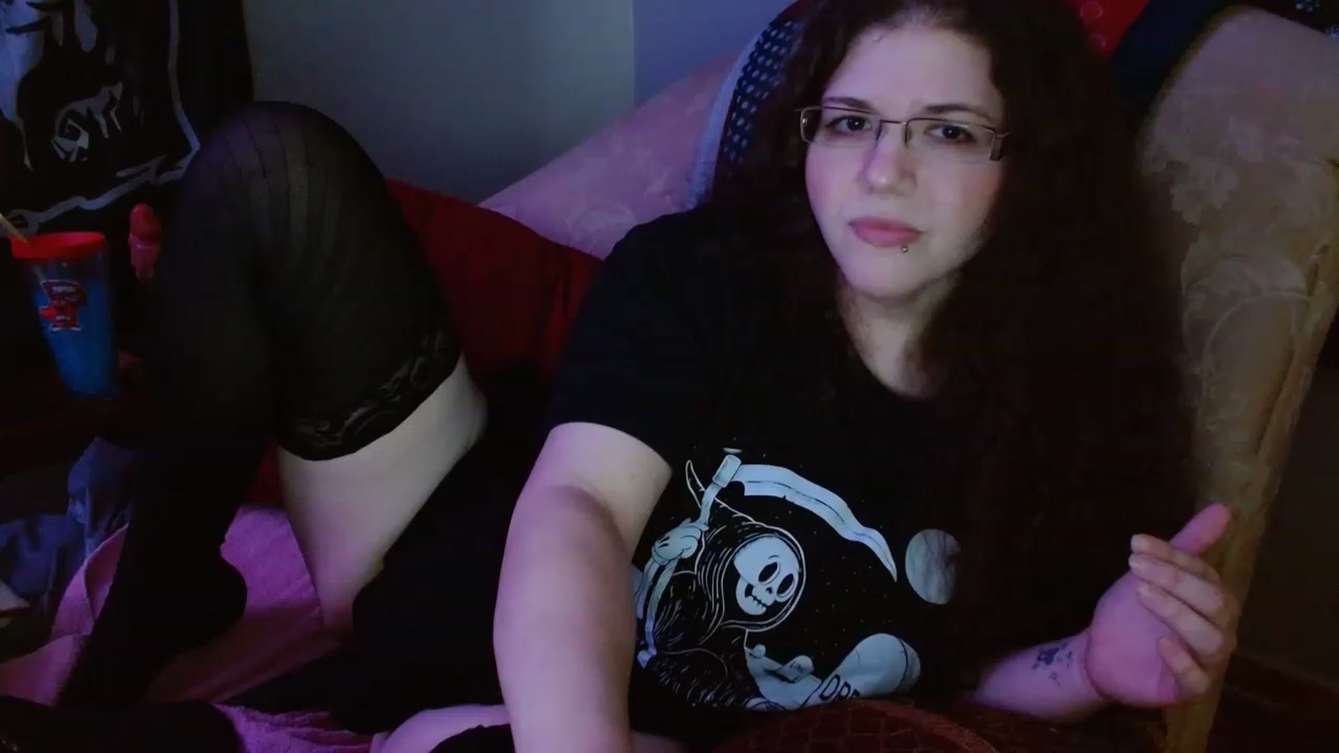 Gallery image thumbnail from DeaDonna's myfreecams stream on, 05/24/2023, 16:25 image 18 of 20