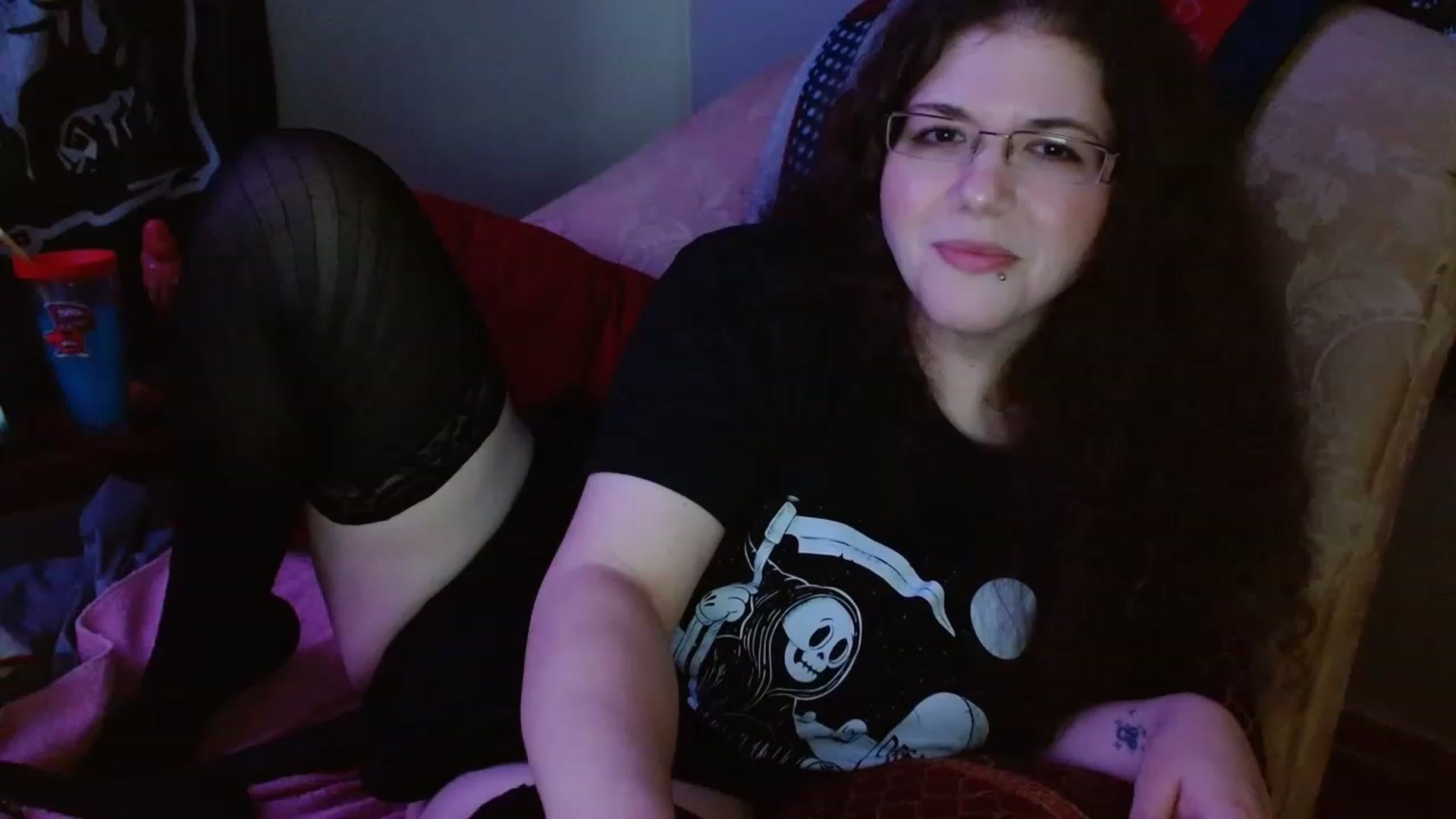 Gallery image thumbnail from DeaDonna's myfreecams stream on, 05/24/2023, 16:25 image 17 of 20