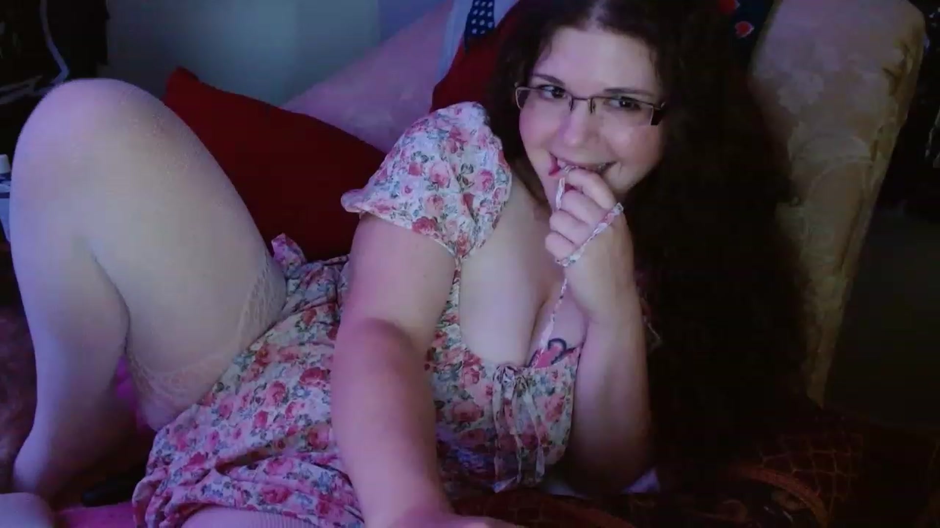 Gallery image thumbnail from DeaDonna's myfreecams stream on, 06/14/2023, 16:39 image 2 of 20