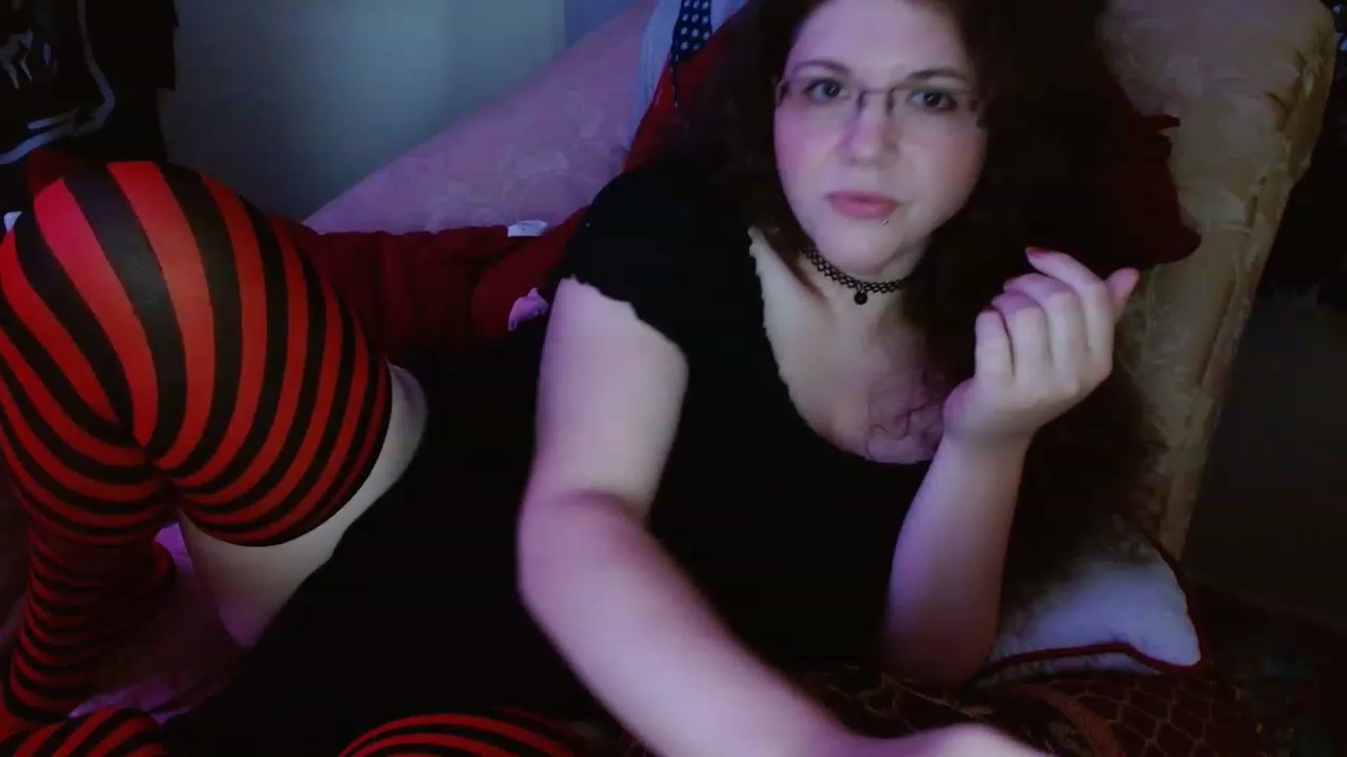 Gallery image thumbnail from DeaDonna's myfreecams stream on, 06/15/2023, 15:42 image 4 of 20