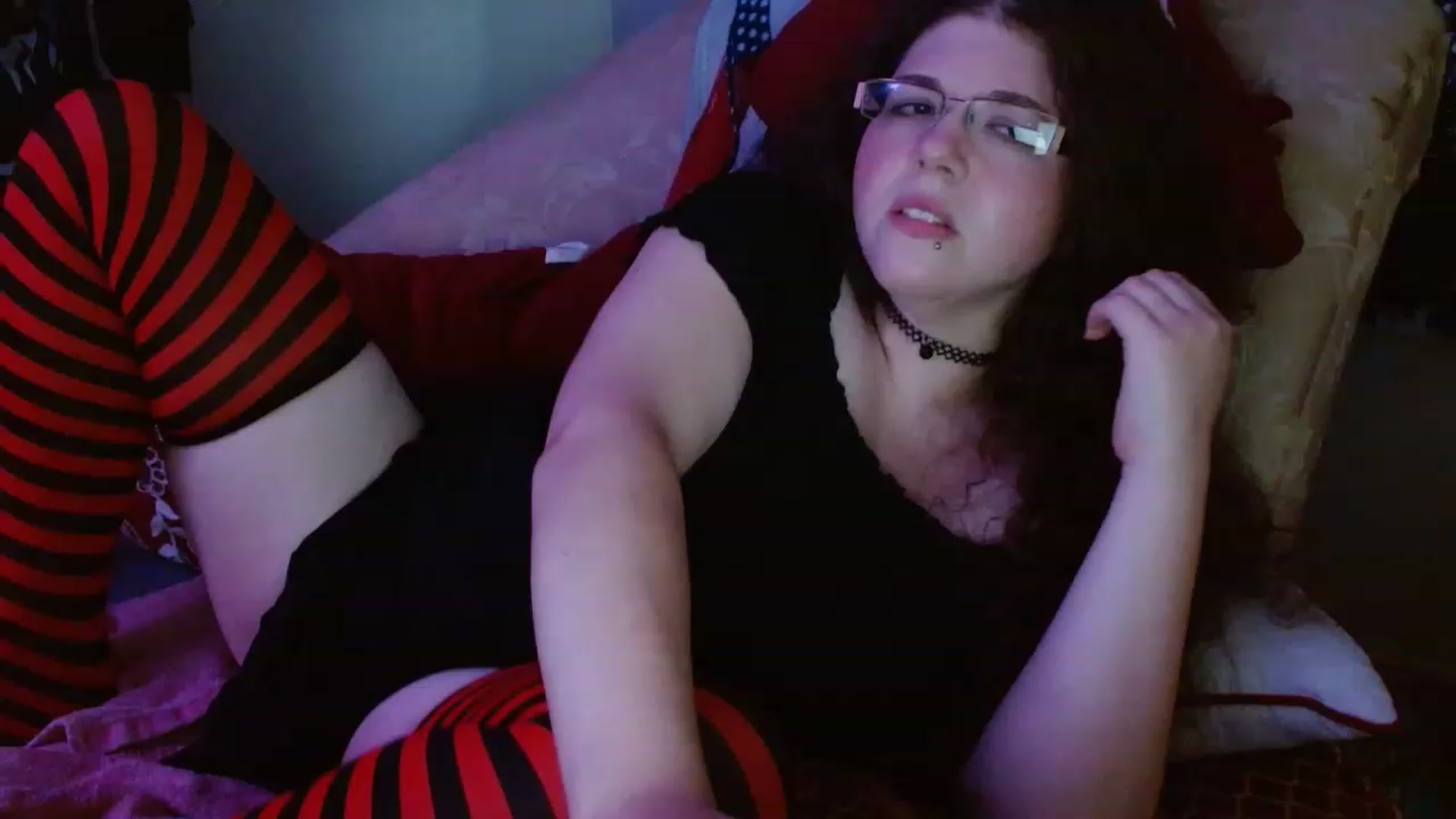 Gallery image thumbnail from DeaDonna's myfreecams stream on, 06/15/2023, 15:42 image 15 of 20