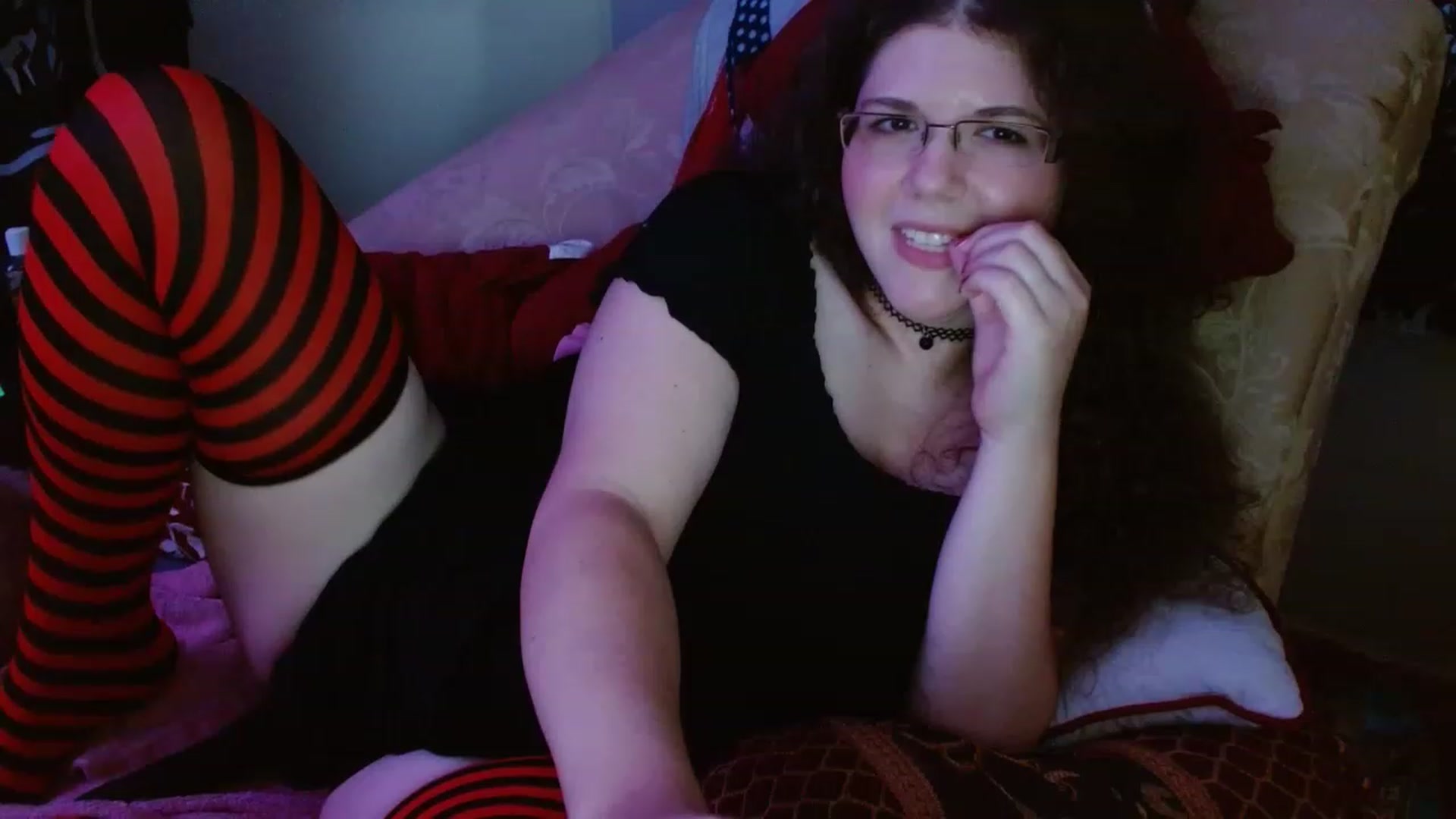 Gallery image thumbnail from DeaDonna's myfreecams stream on, 06/15/2023, 15:42 image 9 of 20