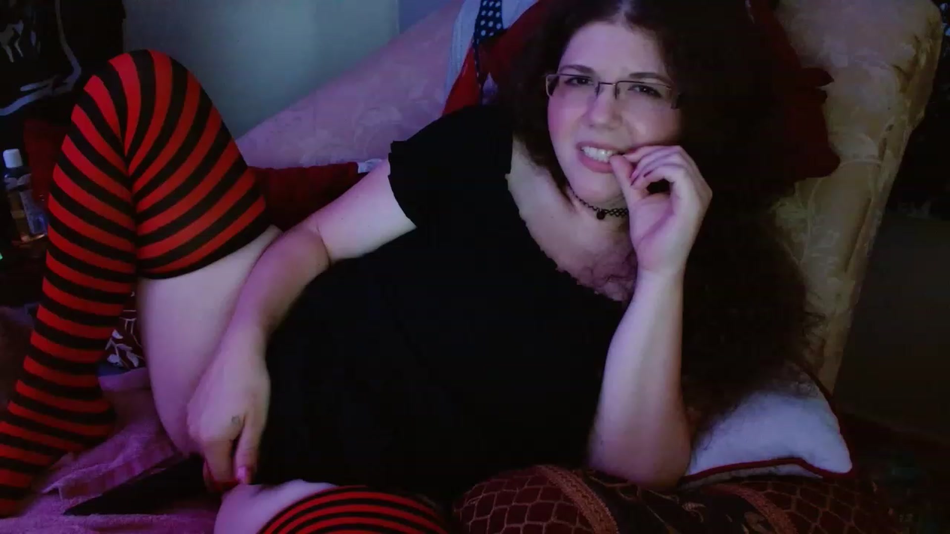 Gallery image thumbnail from DeaDonna's myfreecams stream on, 06/15/2023, 15:42 image 8 of 20