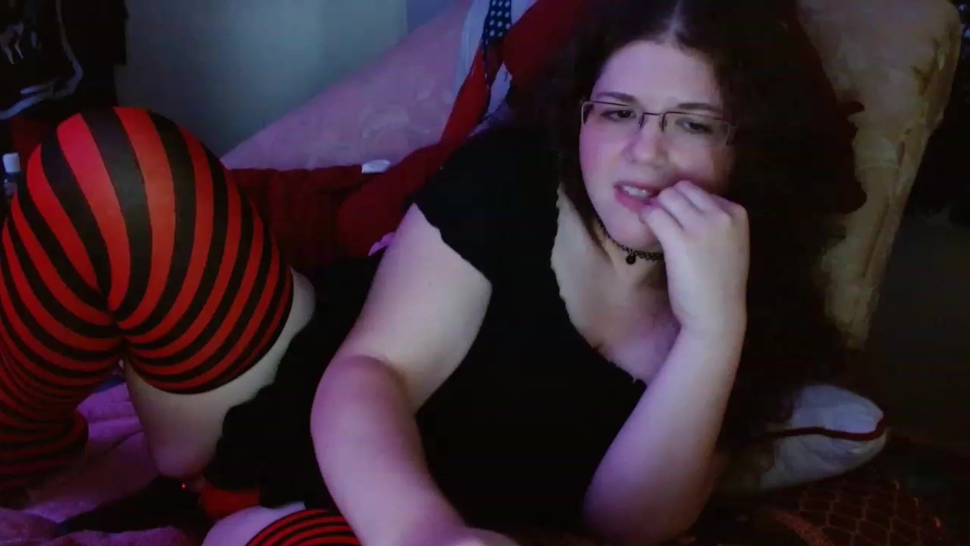 Gallery image thumbnail from DeaDonna's myfreecams stream on, 06/15/2023, 15:42 image 18 of 20