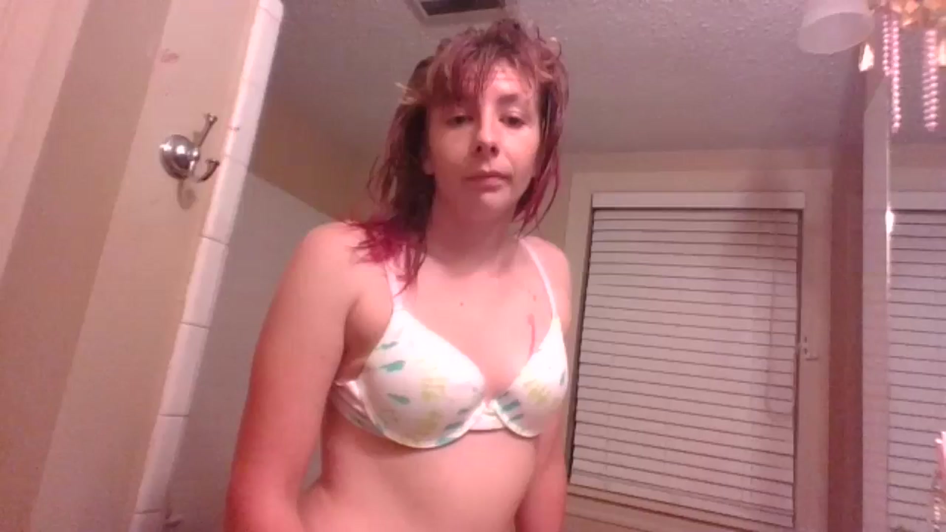 Gallery image thumbnail from Deadthroat's myfreecams stream on, 07/09/2025, 10:22 image 13 of 20