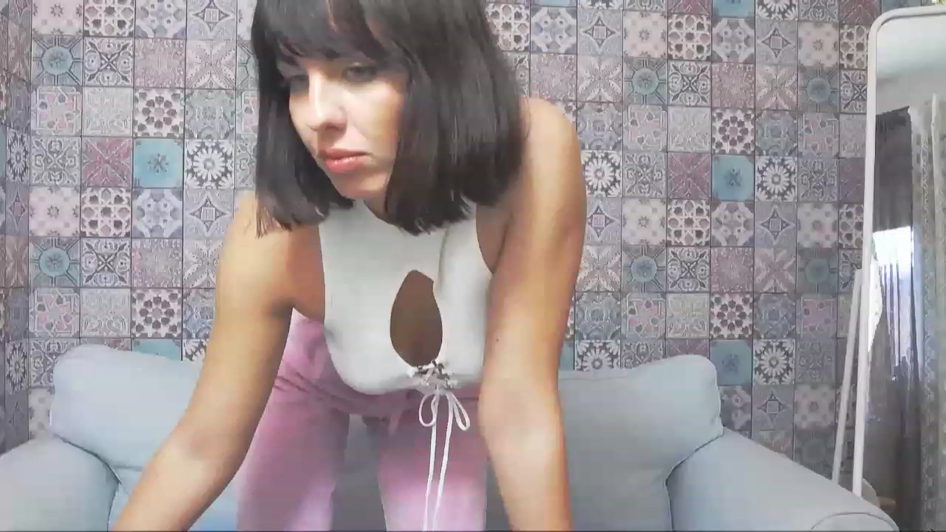 Gallery image thumbnail from DearButterfly's myfreecams stream on, 11/23/2022, 09:28 image 6 of 20
