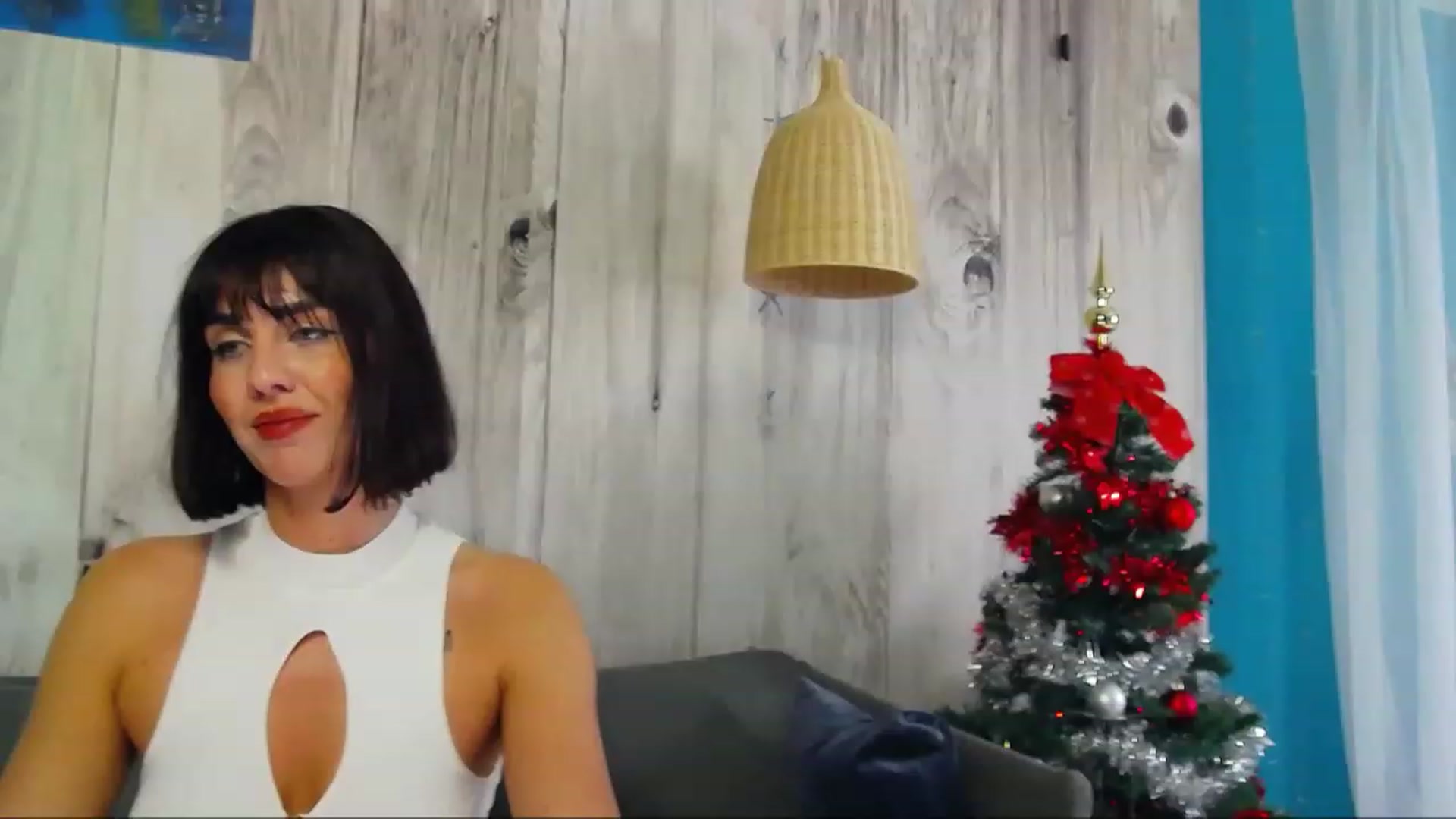 Gallery image thumbnail from DearButterfly's myfreecams stream on, 12/30/2022, 11:54 image 1 of 20