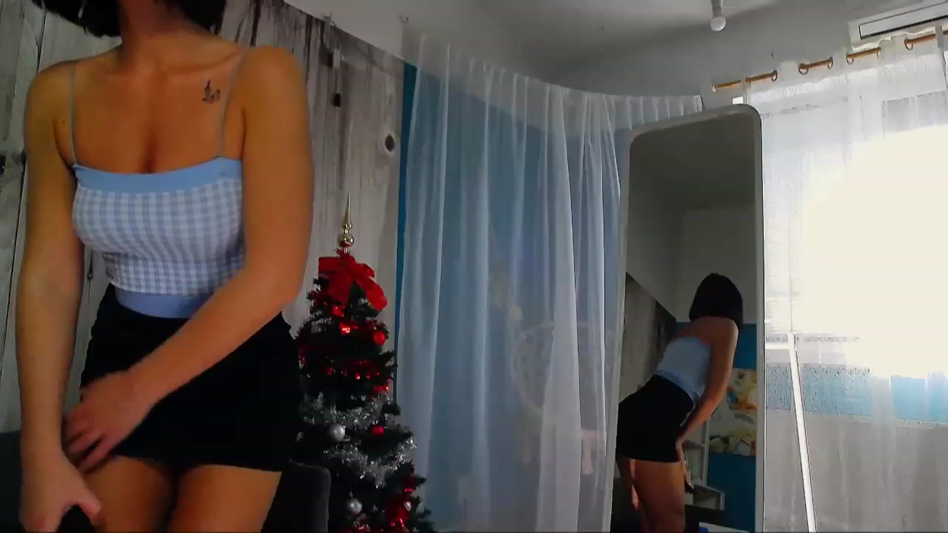 Gallery image thumbnail from DearButterfly's myfreecams stream on, 01/06/2023, 10:45 image 16 of 20