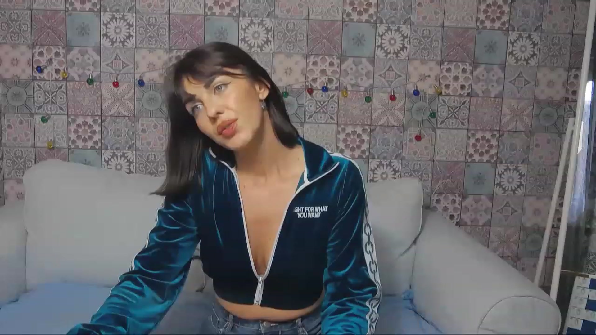 Gallery image thumbnail from DearButterfly's myfreecams stream on, 02/28/2023, 12:50 image 9 of 20