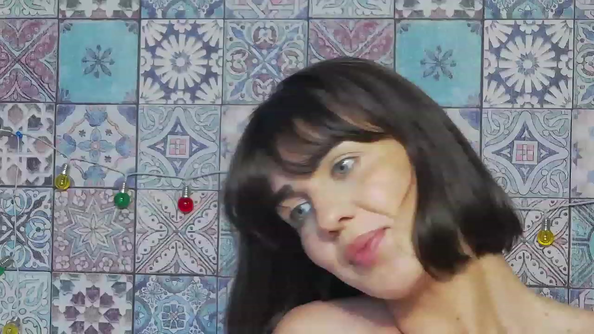 Gallery image thumbnail from DearButterfly's myfreecams stream on, 04/01/2023, 14:13 image 10 of 20