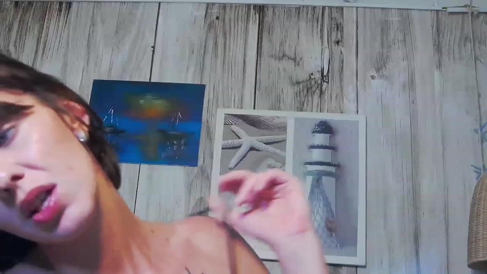 Gallery image thumbnail from DearButterfly's myfreecams stream on, 06/13/2023, 15:36 image 5 of 20