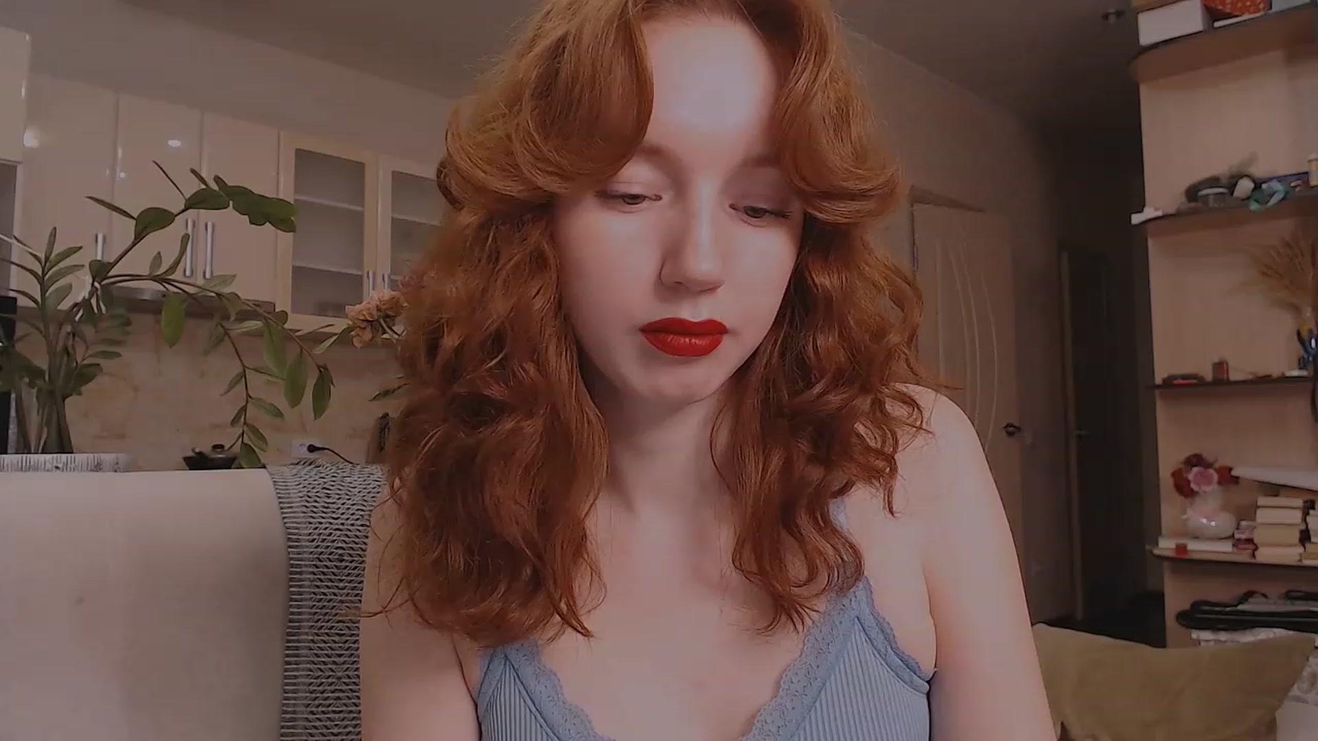 Gallery image thumbnail from DearSylvia's myfreecams stream on, 11/17/2022, 16:41 image 11 of 20