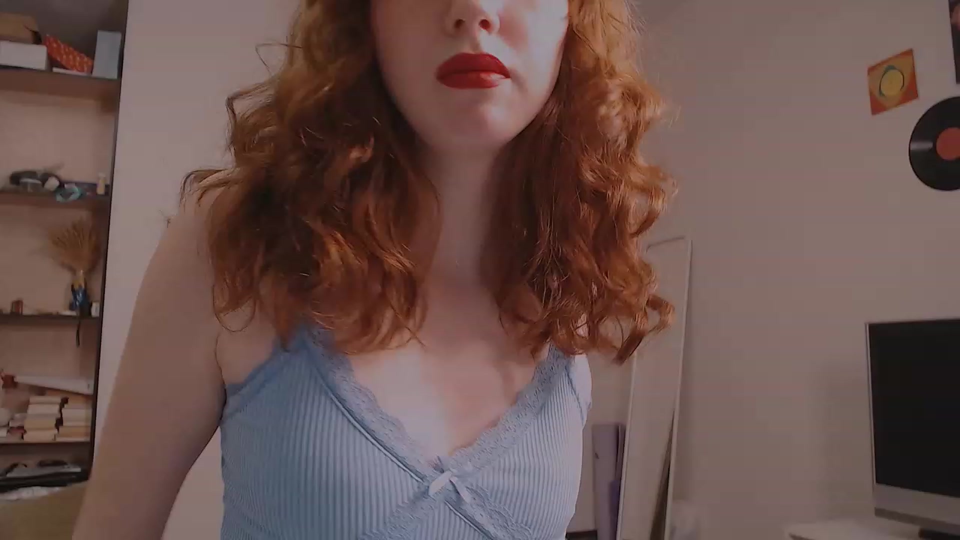 Gallery image thumbnail from DearSylvia's myfreecams stream on, 11/17/2022, 16:41 image 2 of 20