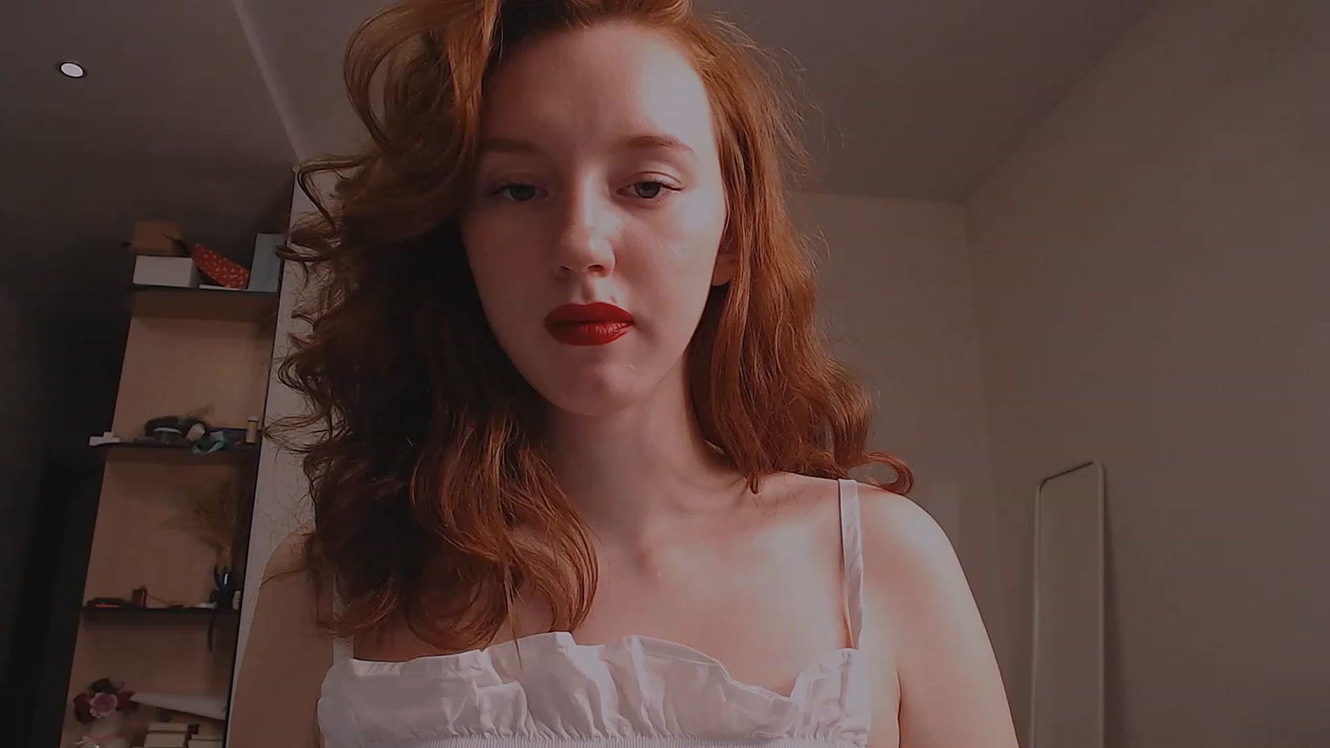 Gallery image thumbnail from DearSylvia's myfreecams stream on, 11/17/2022, 18:10 image 17 of 20