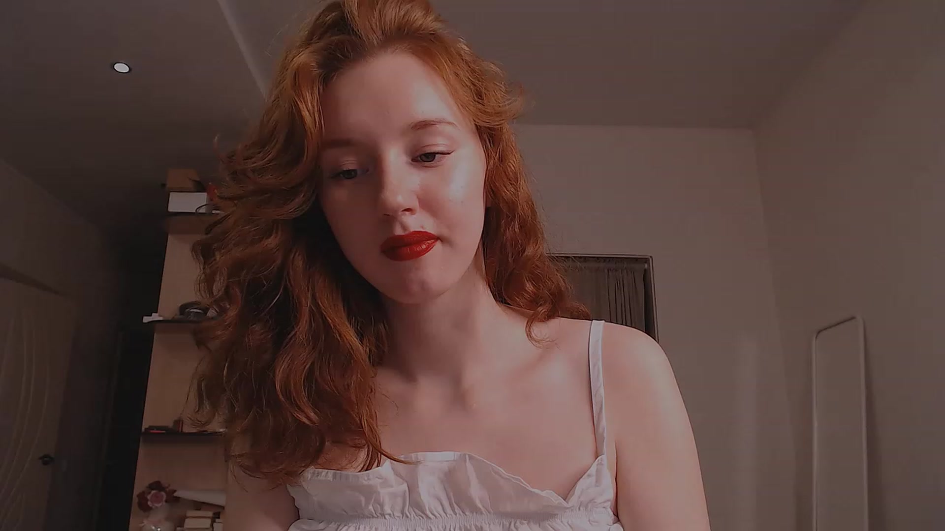 Gallery image thumbnail from DearSylvia's myfreecams stream on, 11/17/2022, 18:10 image 5 of 20