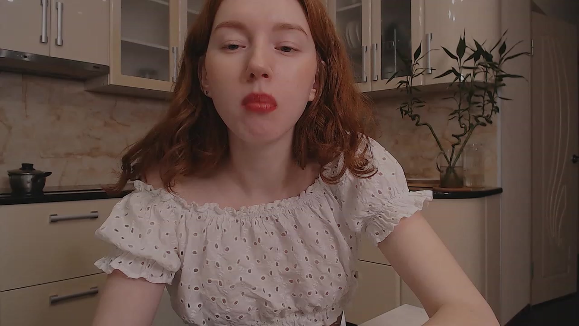 Gallery image thumbnail from DearSylvia's myfreecams stream on, 11/27/2022, 17:40 image 20 of 20
