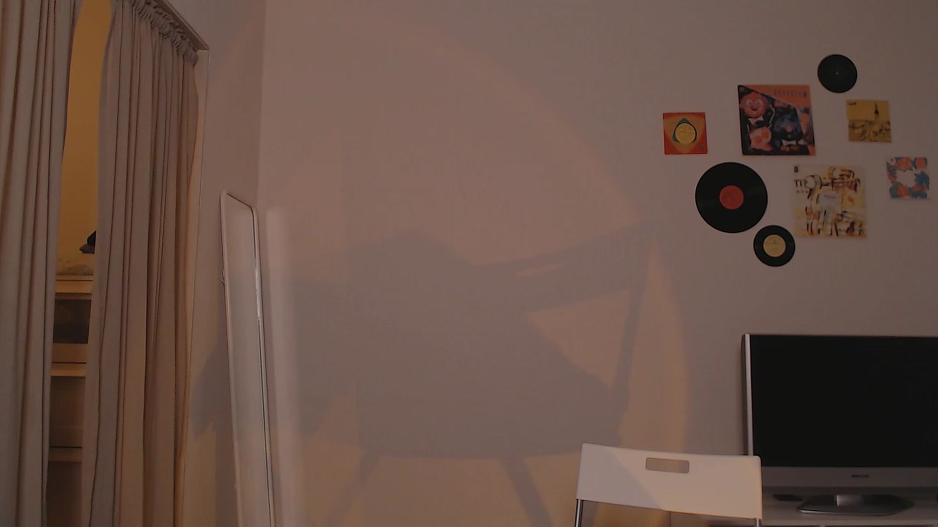 Gallery image thumbnail from DearSylvia's myfreecams stream on, 12/16/2022, 17:59 image 14 of 20