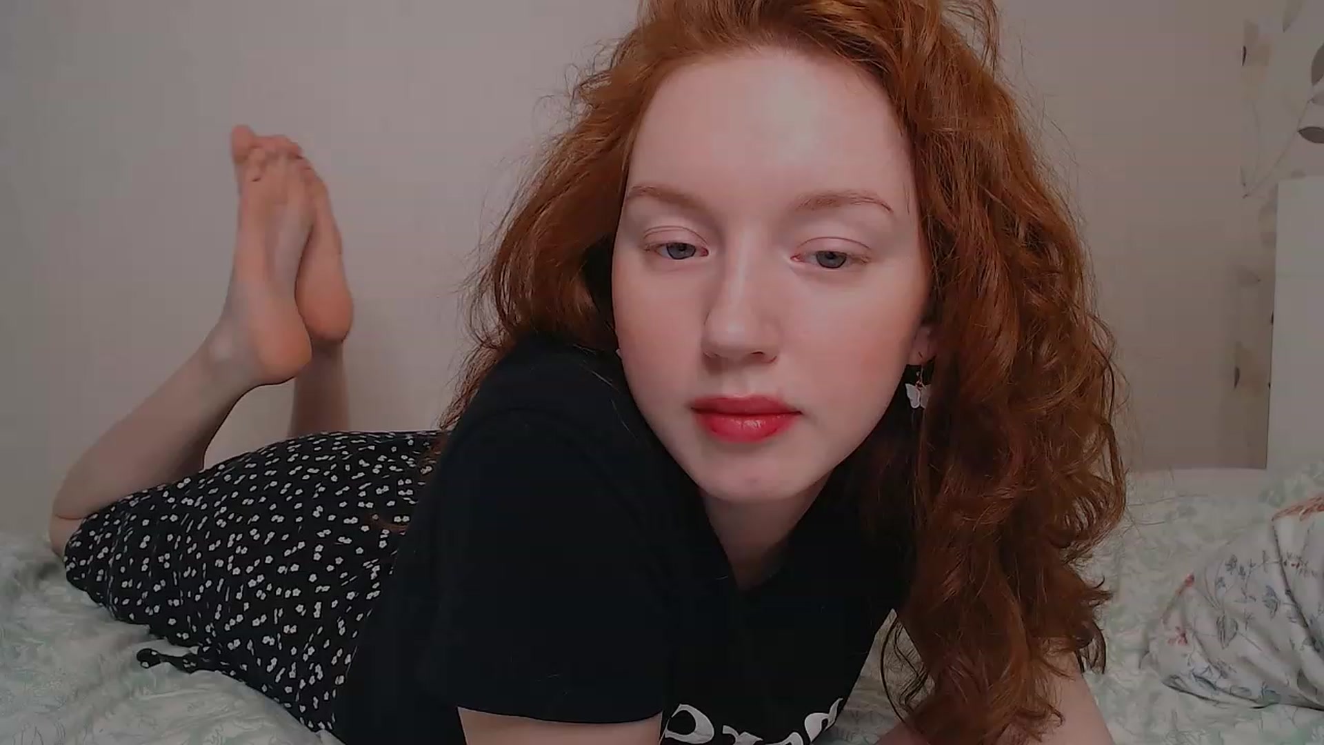 Gallery image thumbnail from DearSylvia's myfreecams stream on, 12/30/2022, 16:21 image 5 of 20