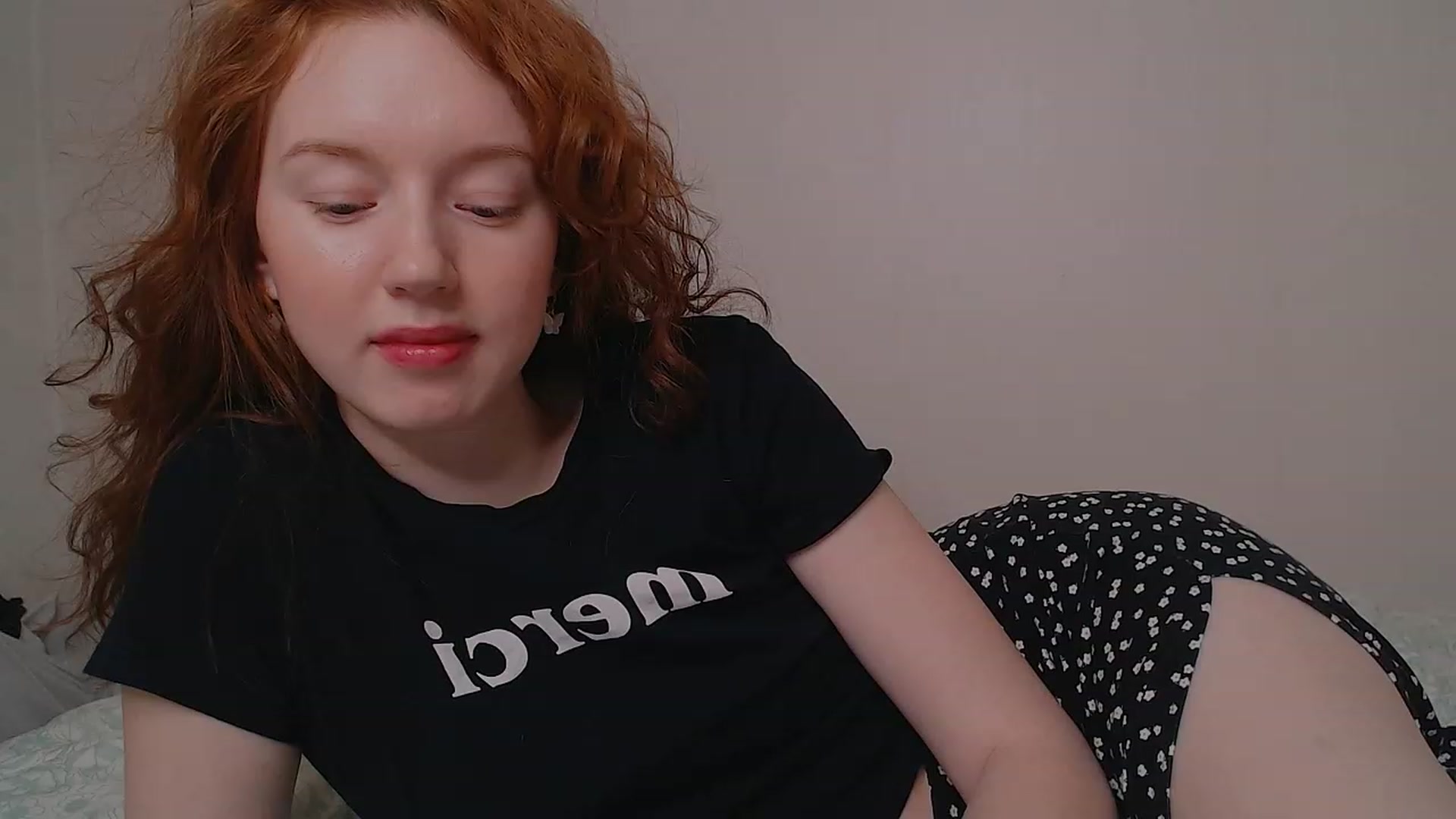 Gallery image thumbnail from DearSylvia's myfreecams stream on, 12/30/2022, 17:44 image 12 of 20