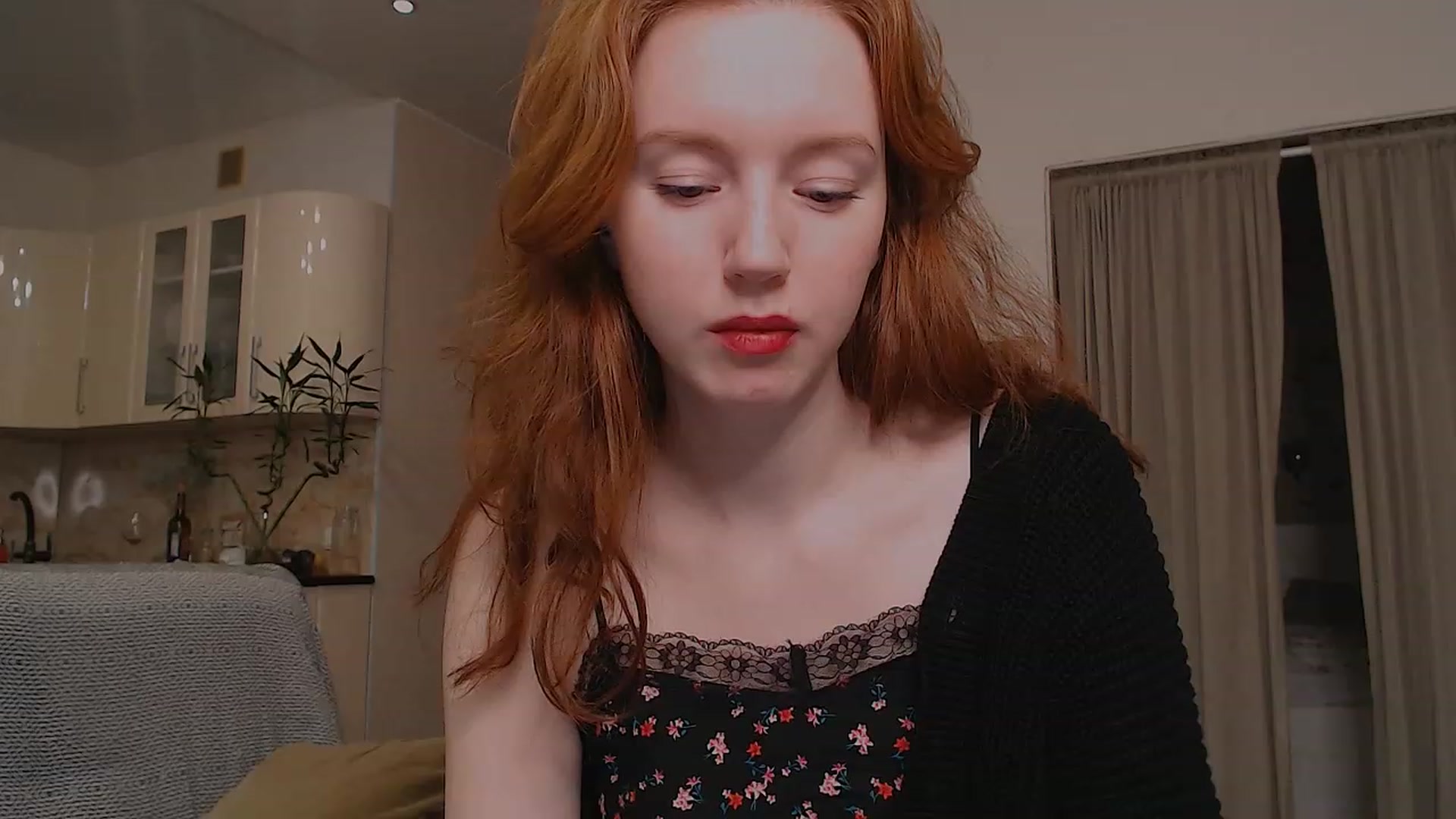 Gallery image thumbnail from DearSylvia's myfreecams stream on, 01/17/2023, 17:16 image 17 of 20