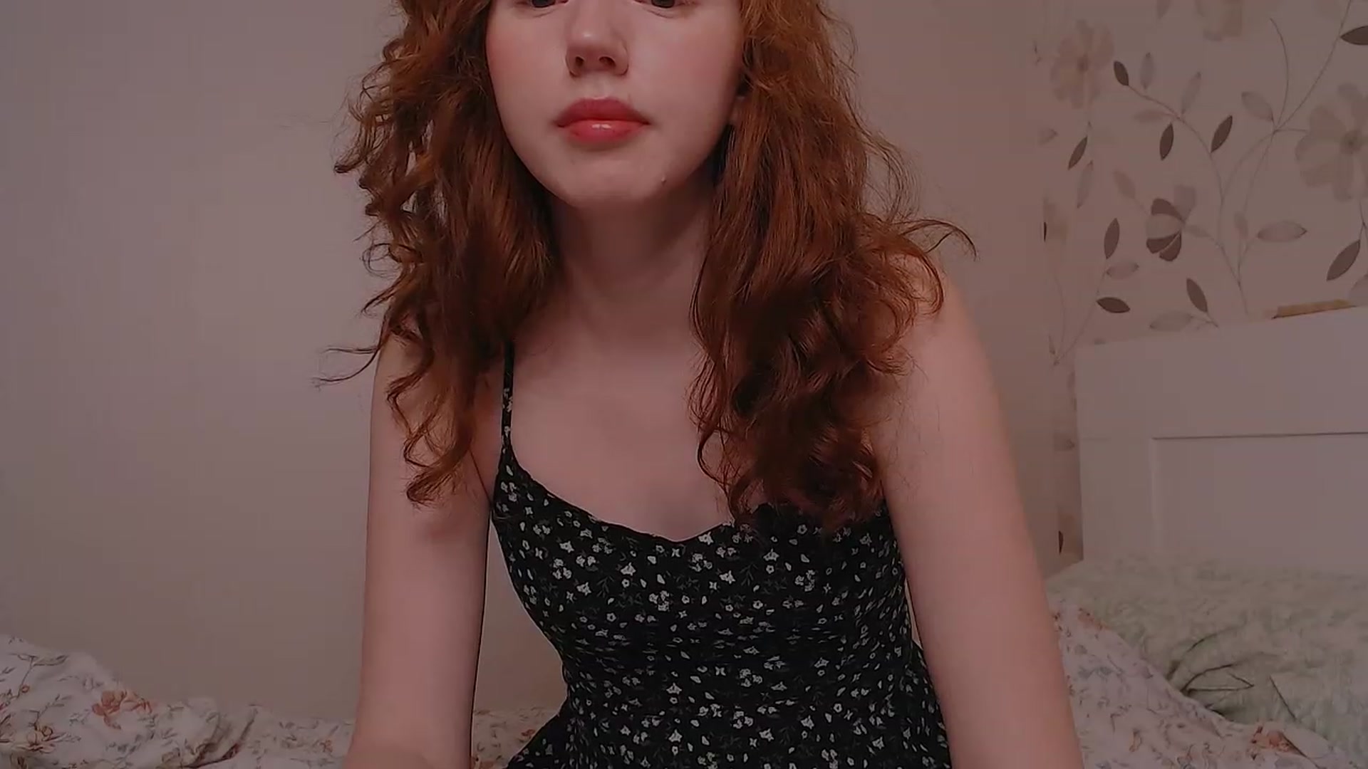Gallery image thumbnail from DearSylvia's myfreecams stream on, 01/28/2023, 17:26 image 17 of 20