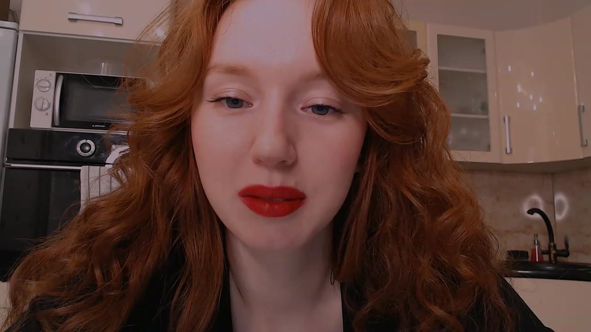 Gallery image thumbnail from DearSylvia's myfreecams stream on, 01/31/2023, 18:30 image 12 of 20