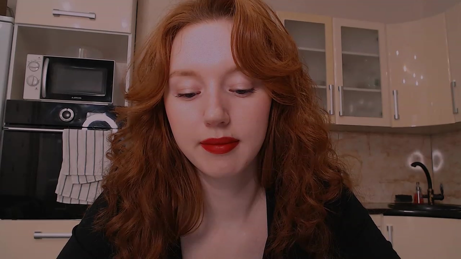 Gallery image thumbnail from DearSylvia's myfreecams stream on, 01/31/2023, 18:30 image 9 of 20