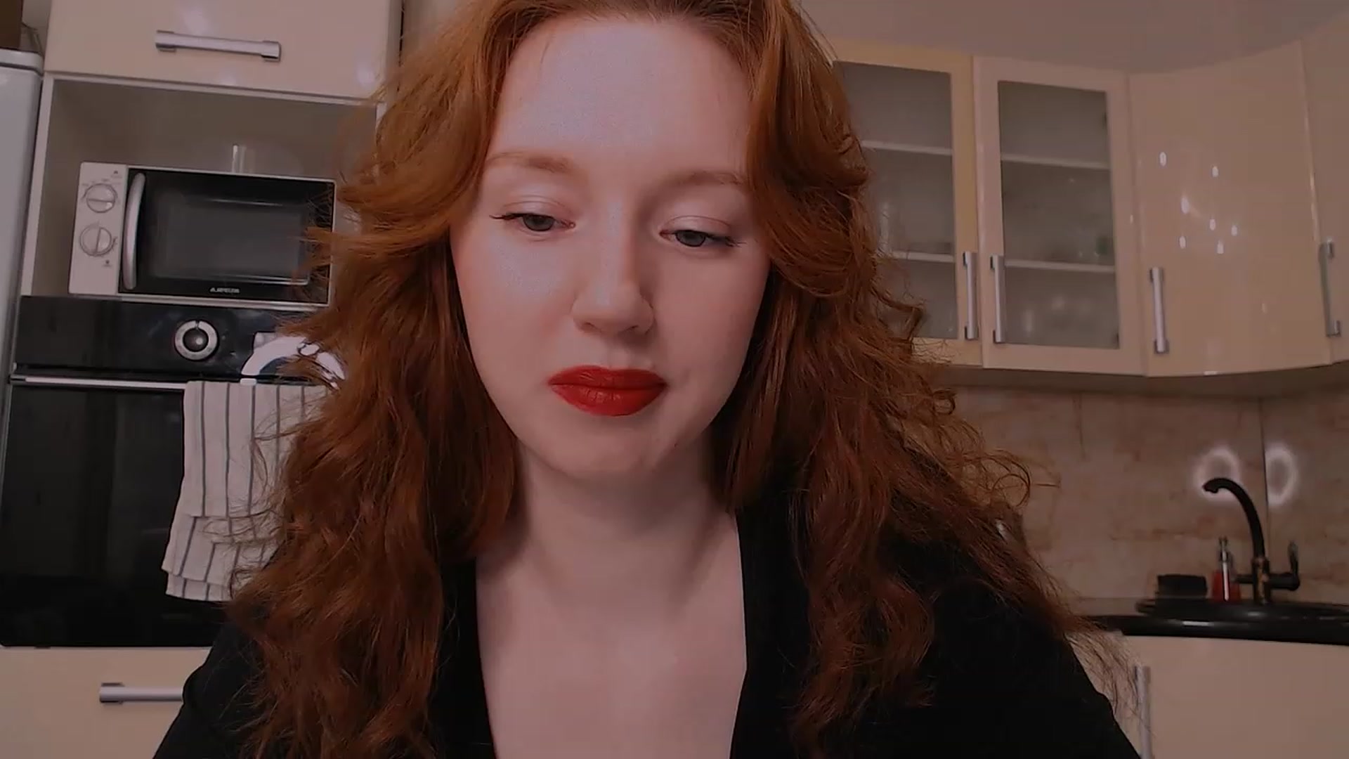Gallery image thumbnail from DearSylvia's myfreecams stream on, 01/31/2023, 18:30 image 1 of 20