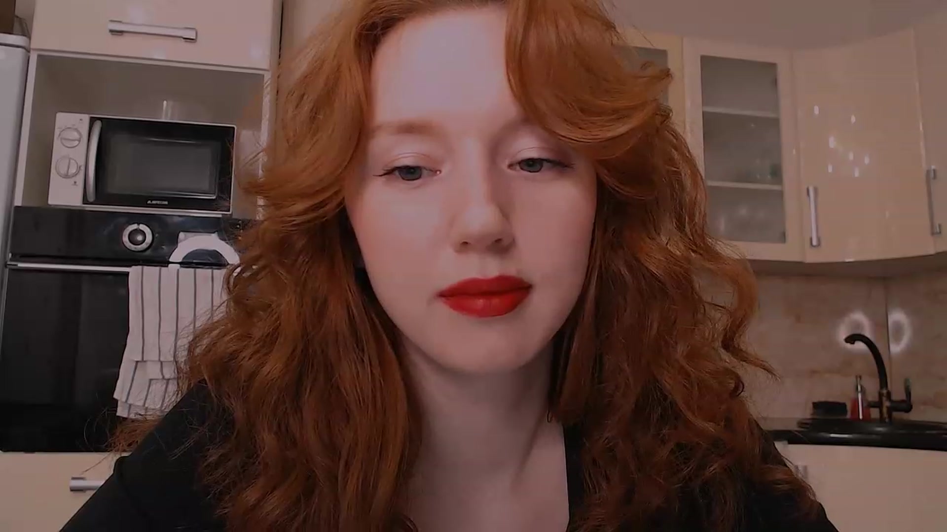 Gallery image thumbnail from DearSylvia's myfreecams stream on, 01/31/2023, 18:30 image 17 of 20