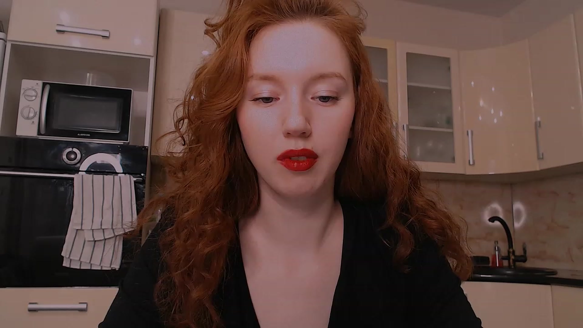 Gallery image thumbnail from DearSylvia's myfreecams stream on, 01/31/2023, 19:13 image 15 of 20
