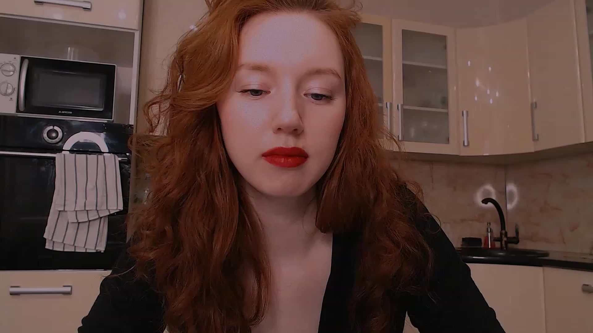 Gallery image thumbnail from DearSylvia's myfreecams stream on, 01/31/2023, 19:13 image 4 of 20