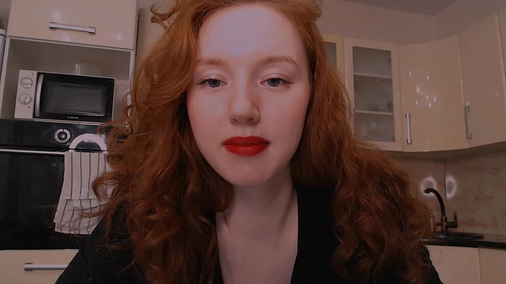 Gallery image thumbnail from DearSylvia's myfreecams stream on, 01/31/2023, 19:13 image 16 of 20