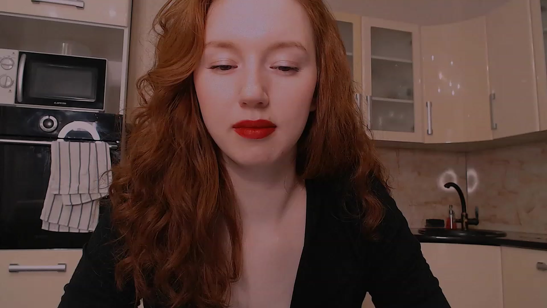 Gallery image thumbnail from DearSylvia's myfreecams stream on, 01/31/2023, 19:13 image 2 of 20