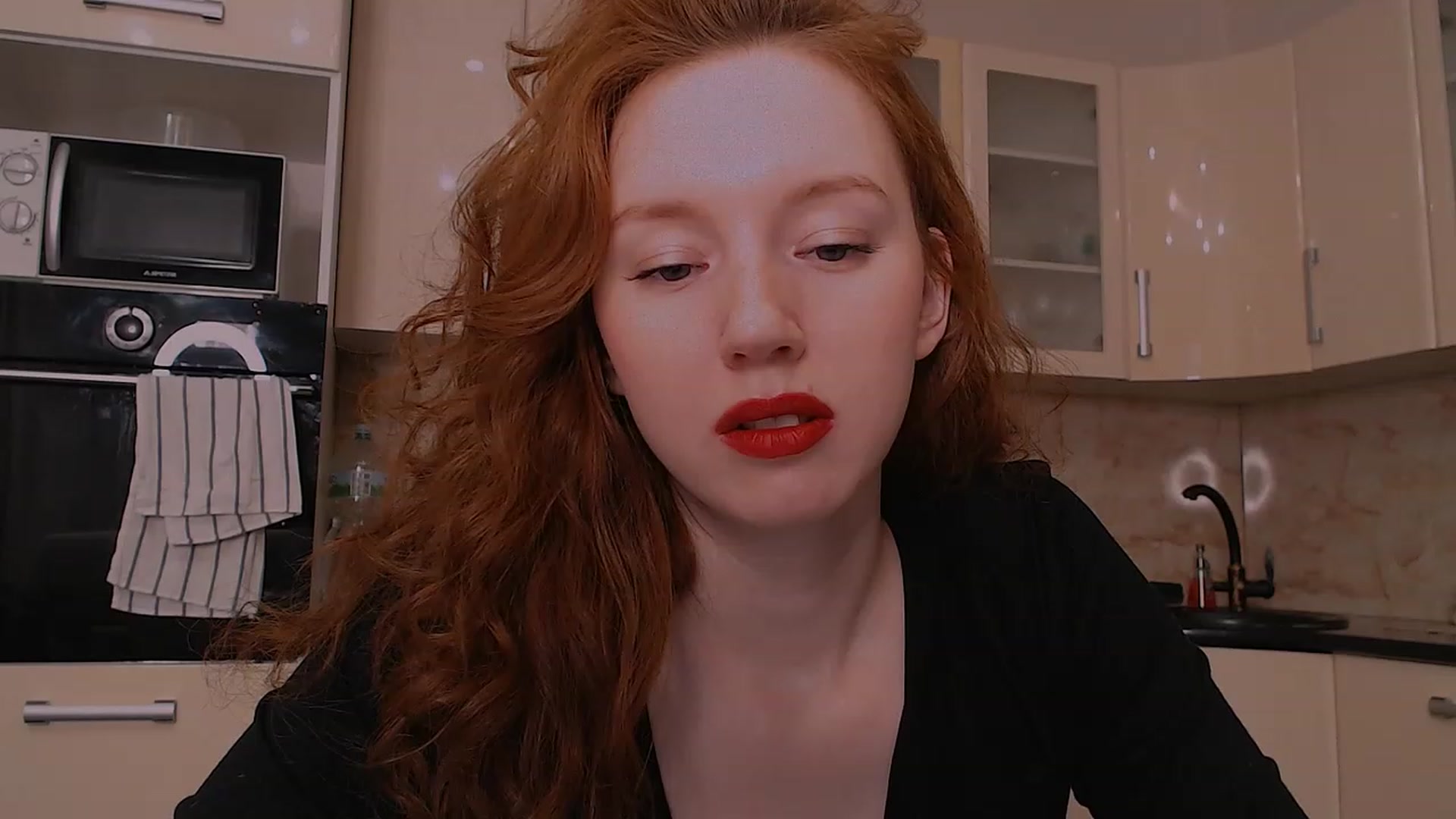 Gallery image thumbnail from DearSylvia's myfreecams stream on, 01/31/2023, 19:13 image 7 of 20